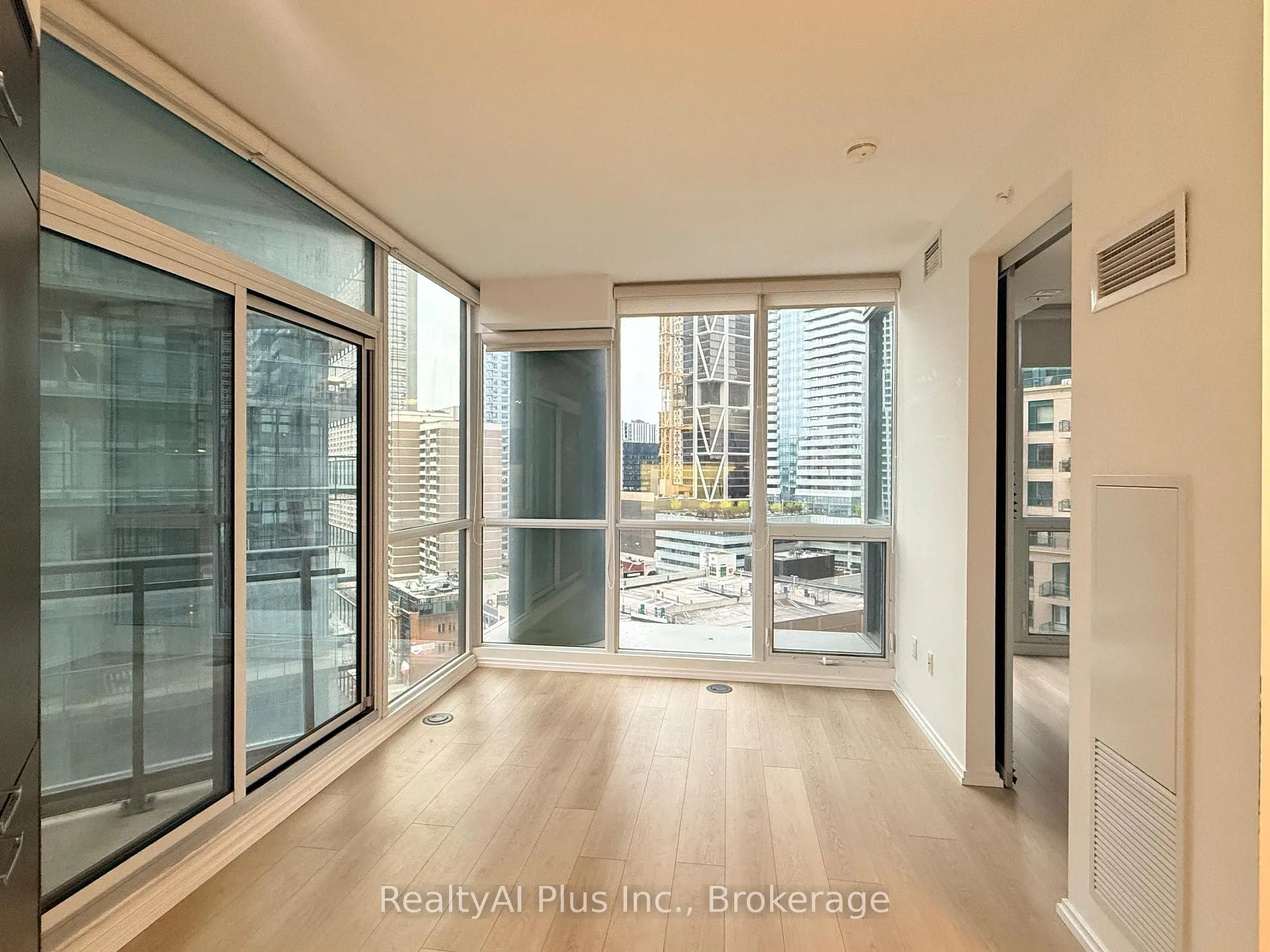 Photo 7 of Unit 1706, 45 Charles Street E, Toronto, Church-Yonge Corridor — HOMEH