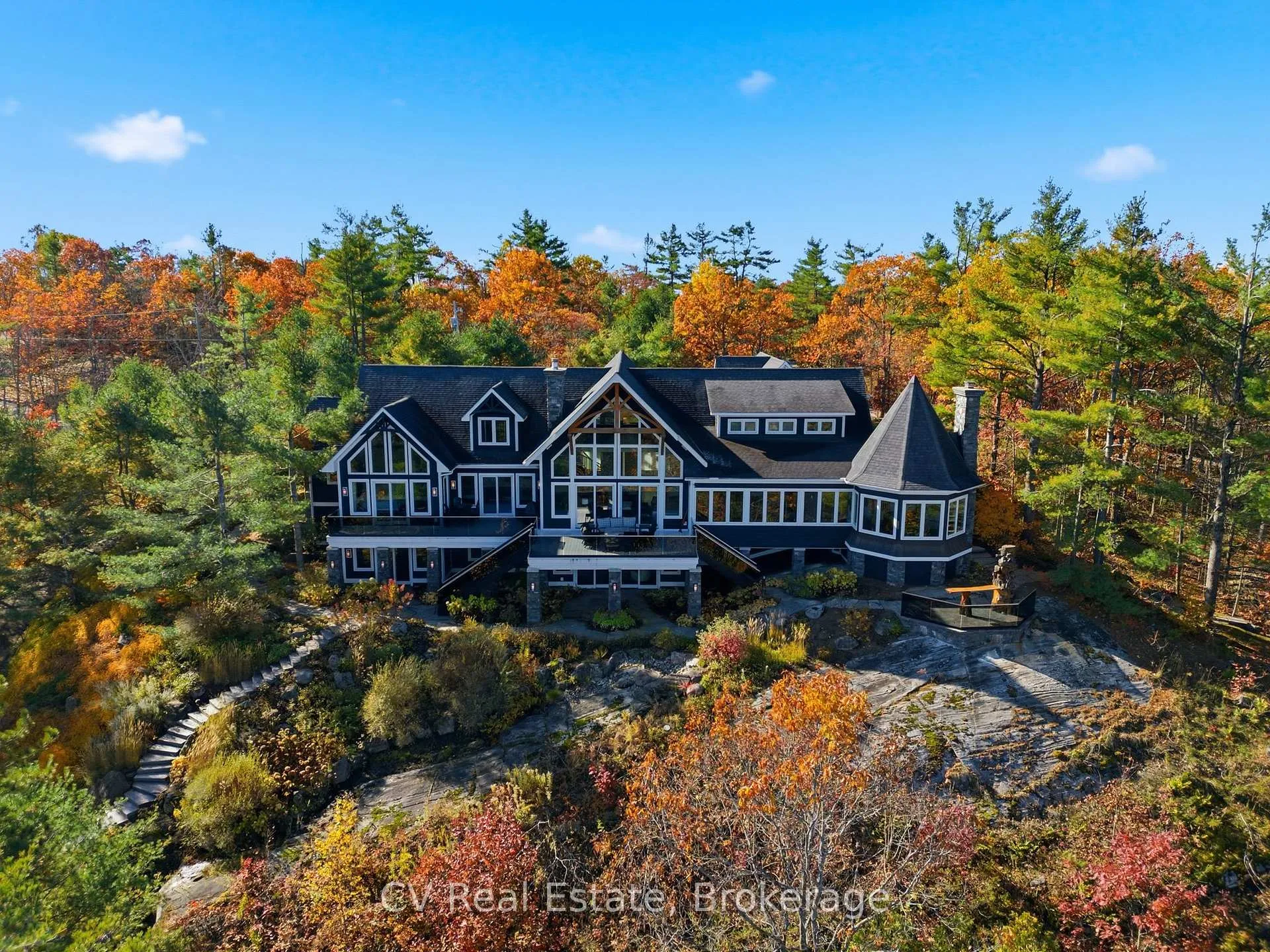 Photo 3 of 1056 S Sunset Bay Rd, Gravenhurst, Muskoka (S) — HOMEH