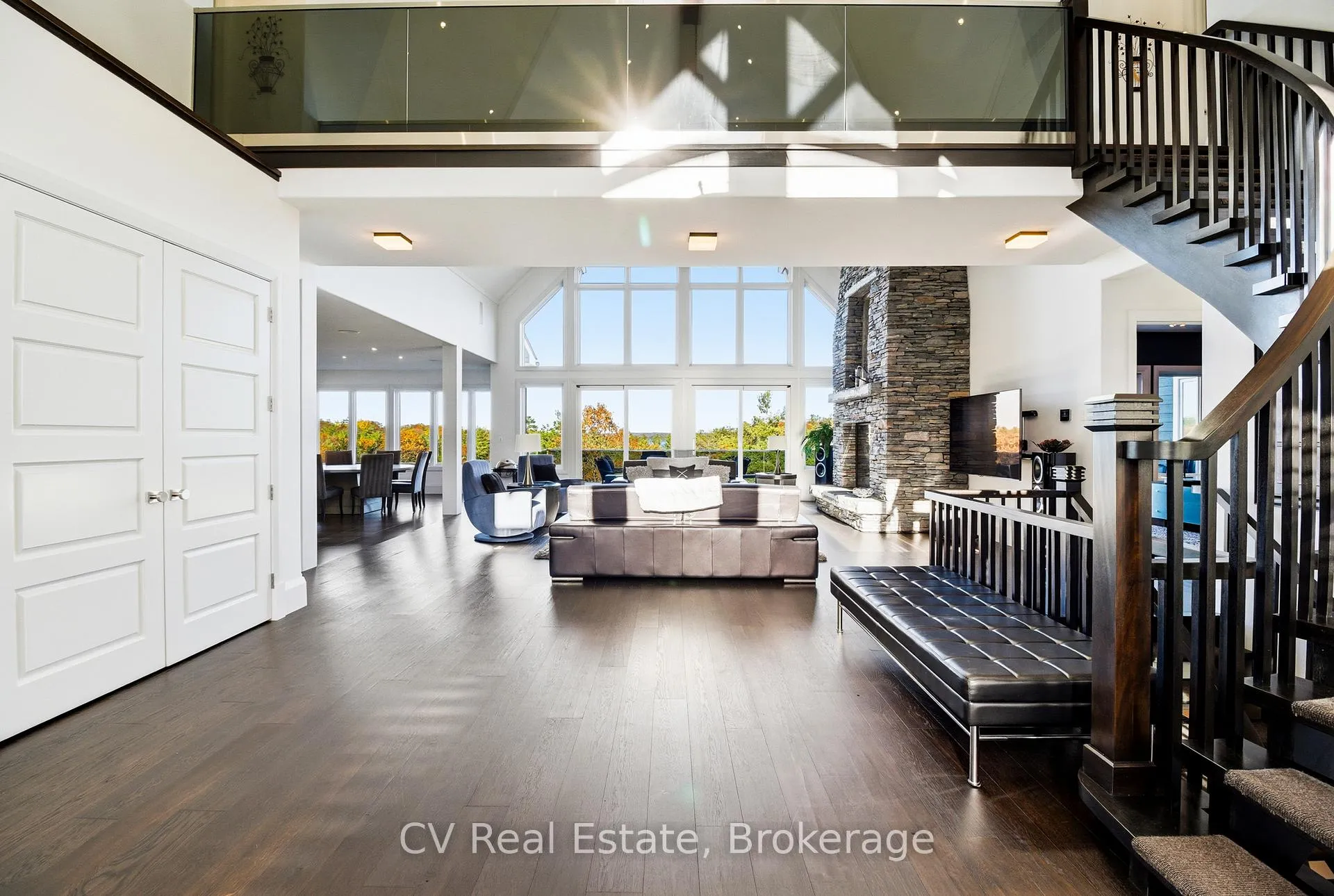Photo 11 of 1056 S Sunset Bay Rd, Gravenhurst, Muskoka (S) — HOMEH