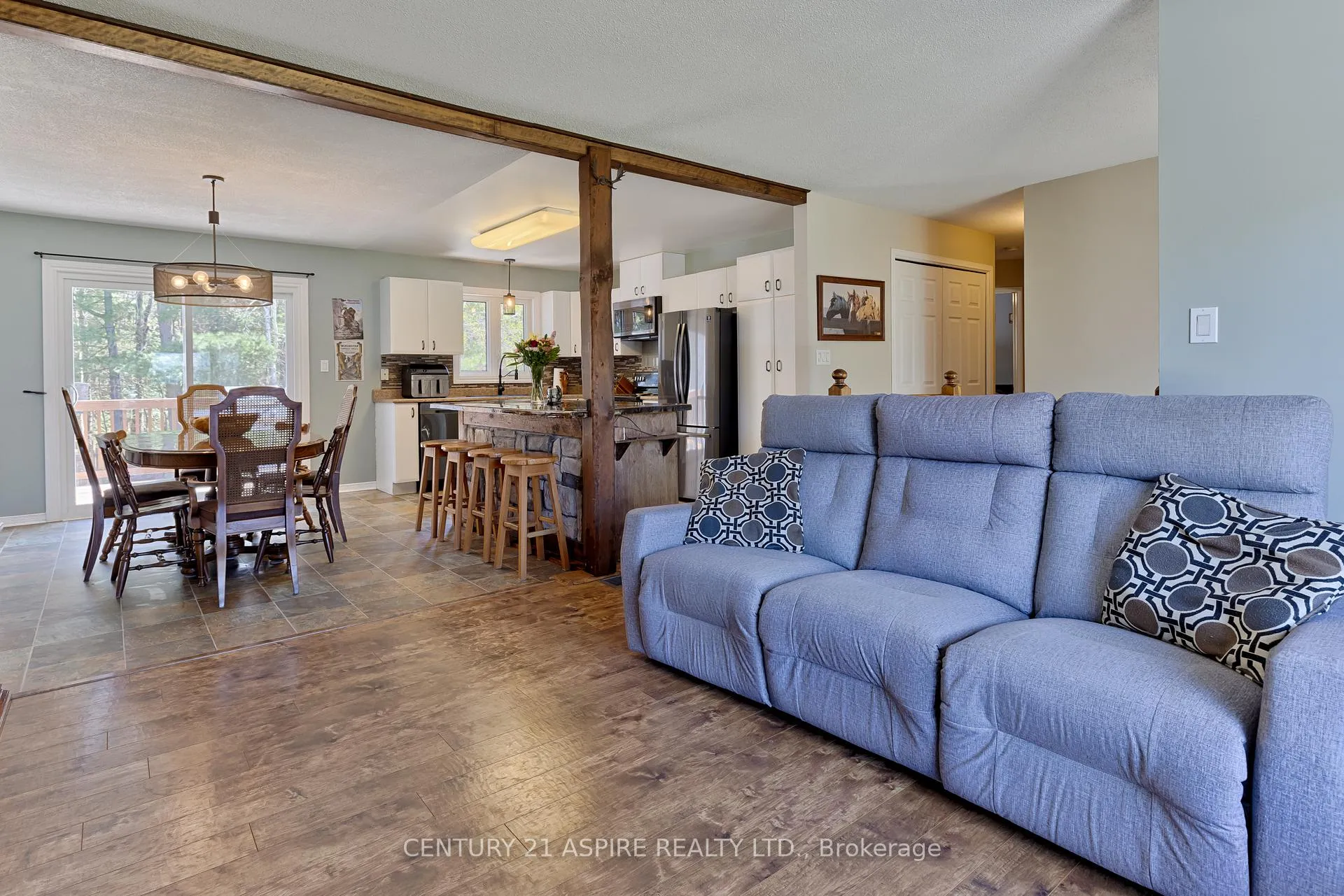 Photo 9 of 9 Jamie Crescent, Petawawa — HOMEH