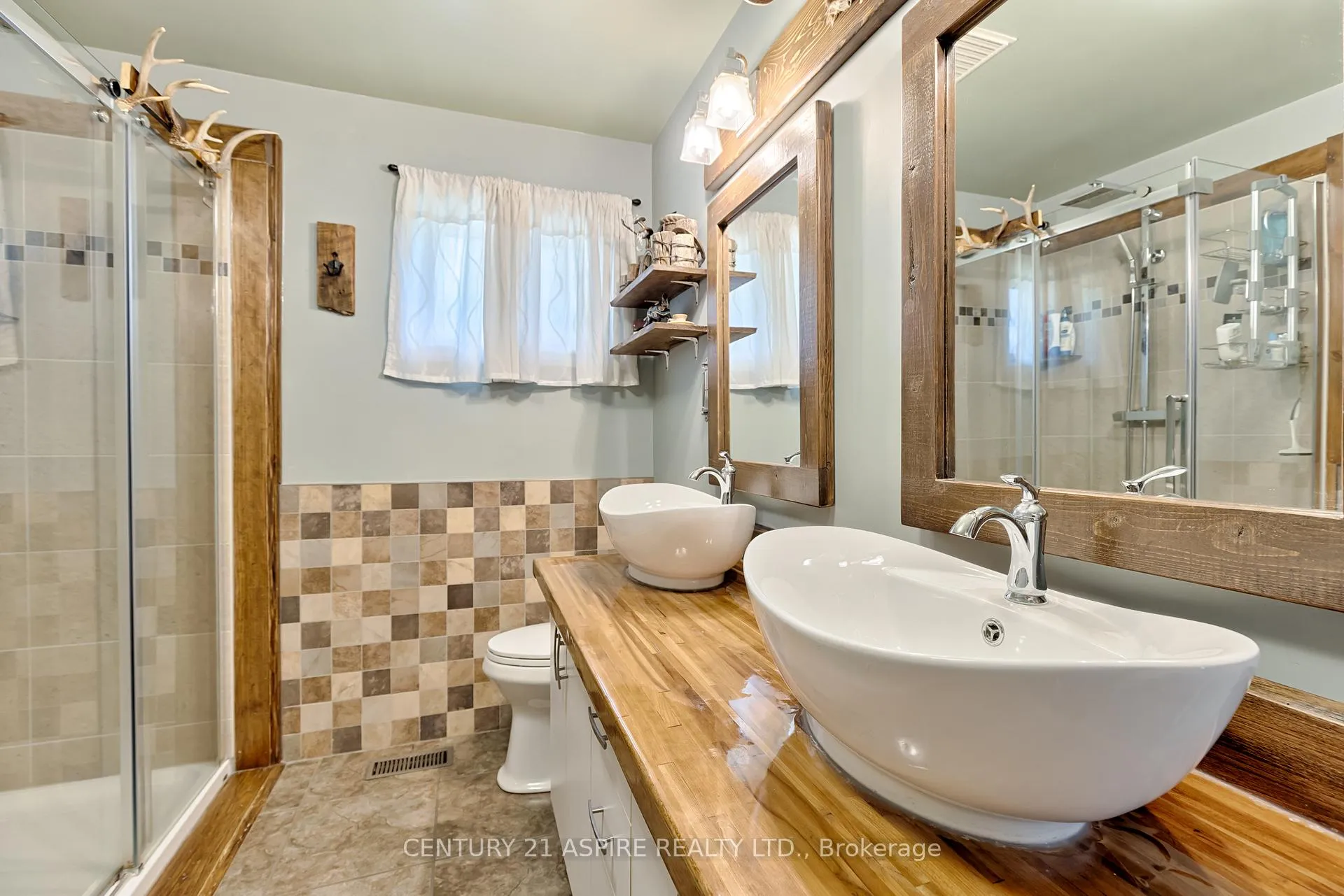Photo 21 of 9 Jamie Crescent, Petawawa — HOMEH