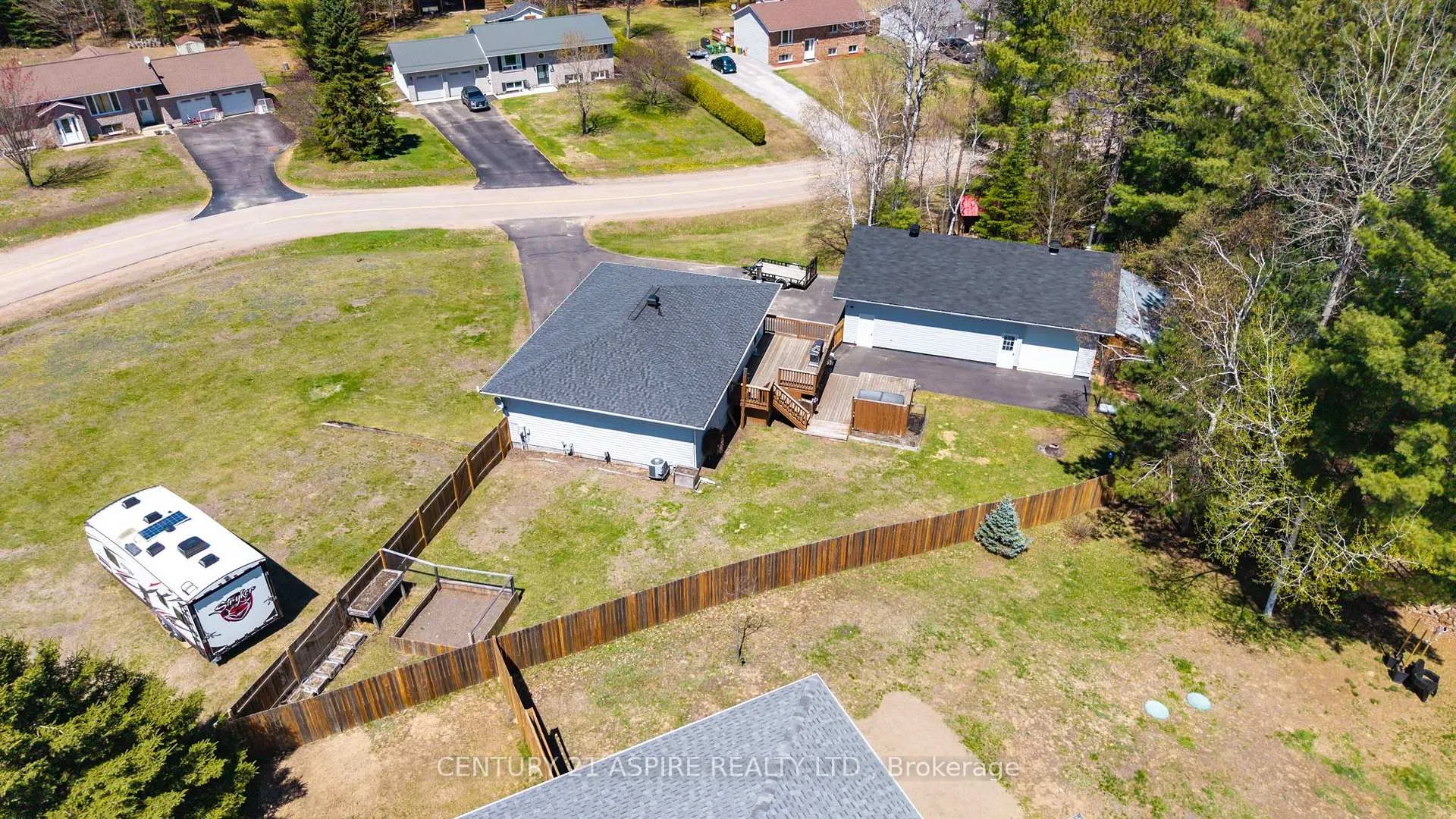Photo 42 of 9 Jamie Crescent, Petawawa — HOMEH