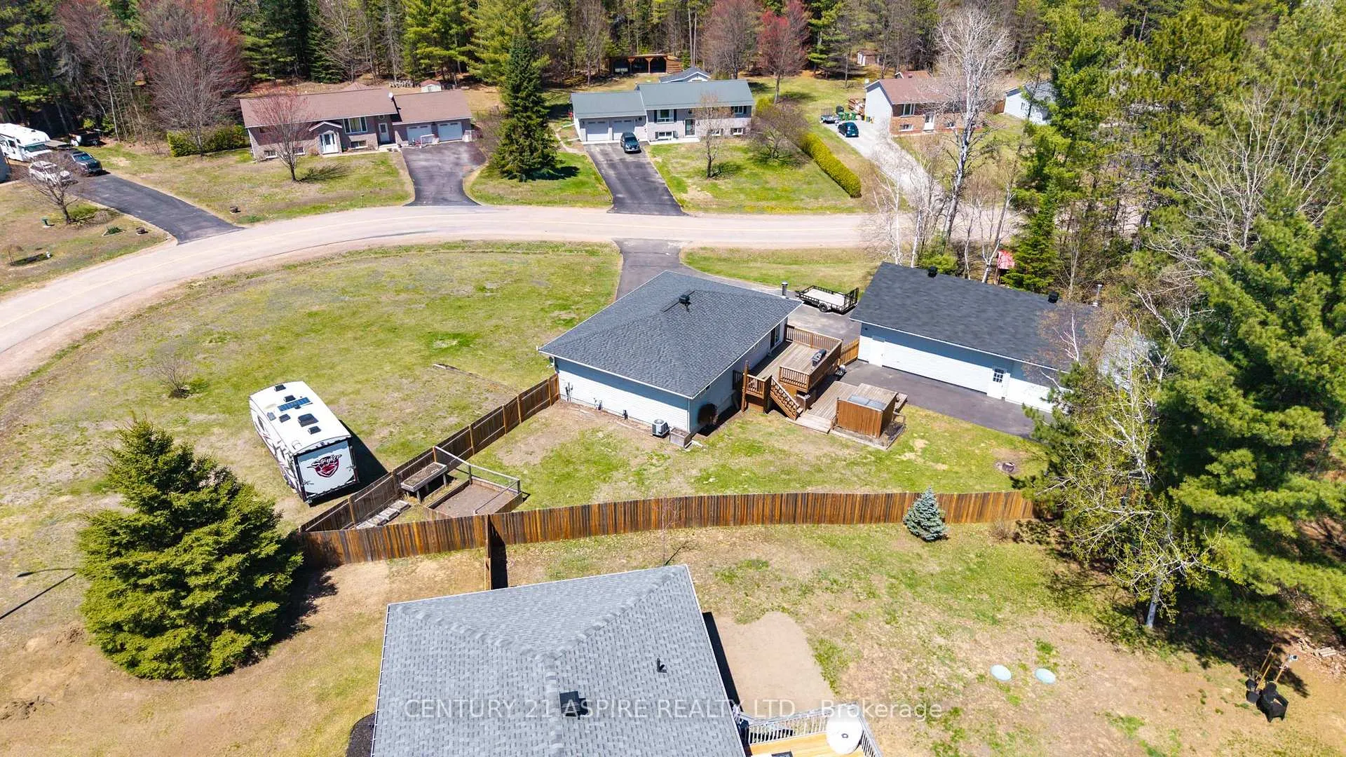 Photo 43 of 9 Jamie Crescent, Petawawa — HOMEH