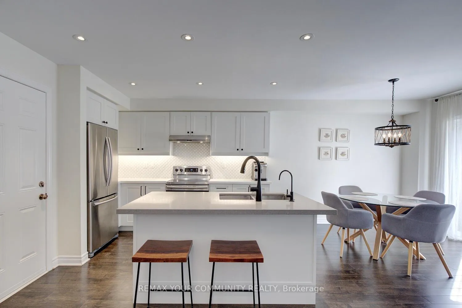 Photo 1 of 32 Black Maple Crescent, Vaughan, Patterson — HOMEH