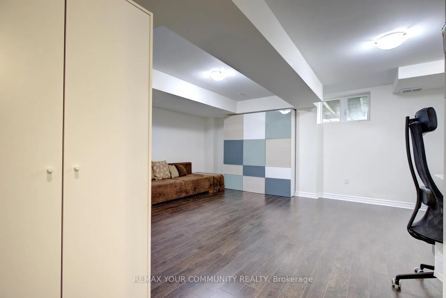 Photo 33 of 32 Black Maple Crescent, Vaughan, Patterson — HOMEH