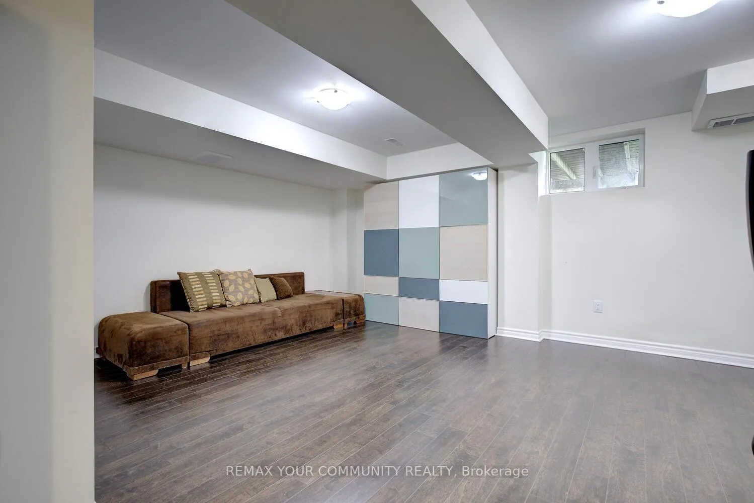 Photo 34 of 32 Black Maple Crescent, Vaughan, Patterson — HOMEH