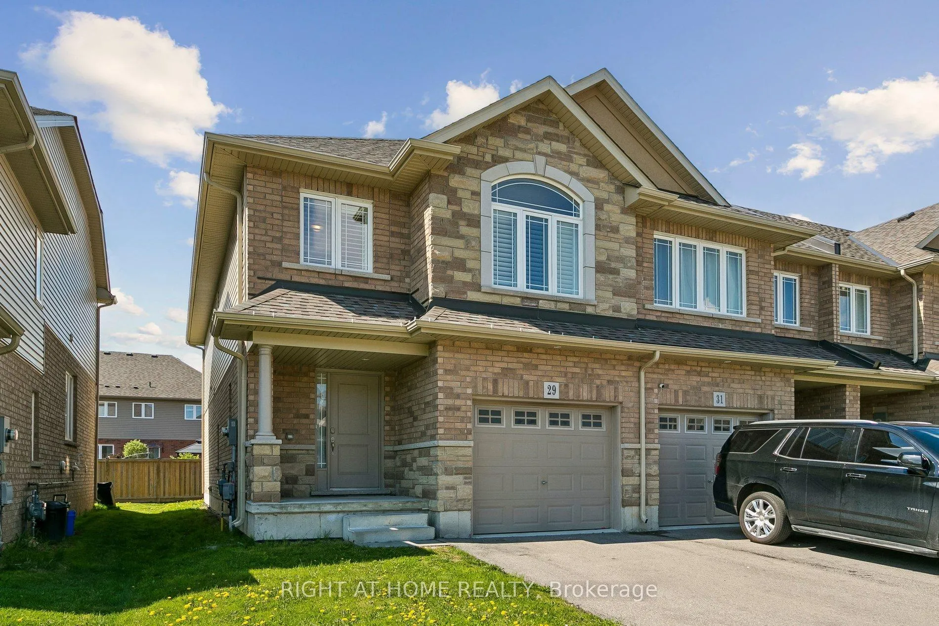 Photo 1 of 29 Bethune Avenue, Hamilton, Rural Glanbrook — HOMEH