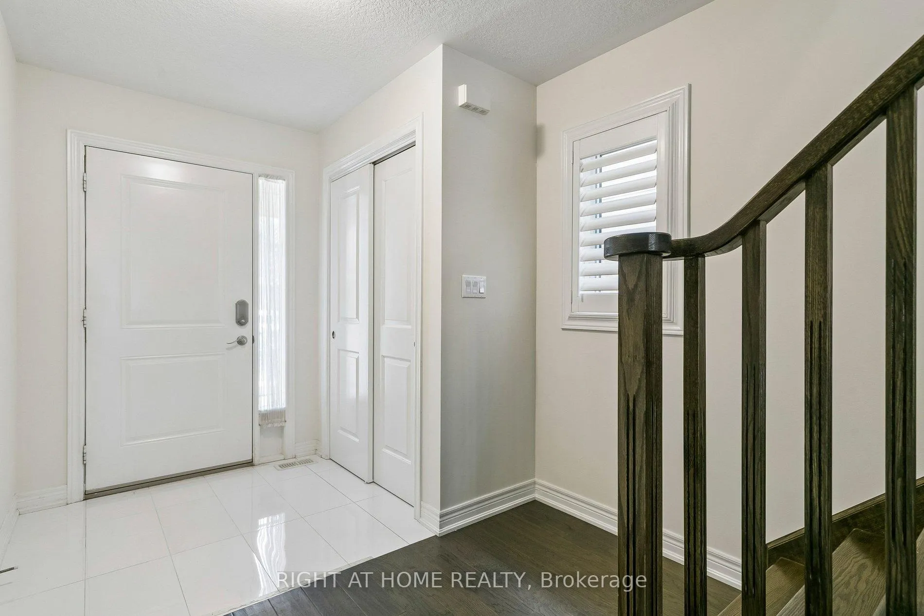 Photo 9 of 29 Bethune Avenue, Hamilton, Rural Glanbrook — HOMEH