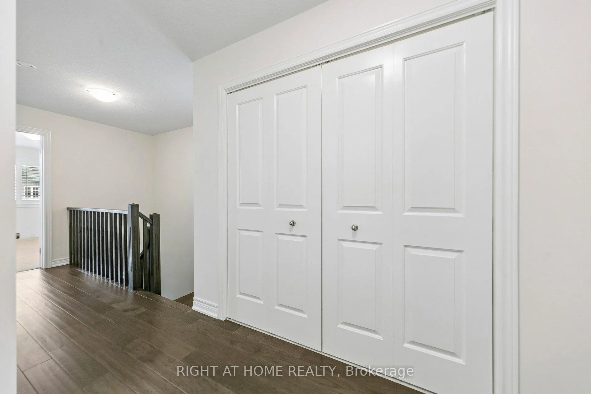 Photo 32 of 29 Bethune Avenue, Hamilton, Rural Glanbrook — HOMEH