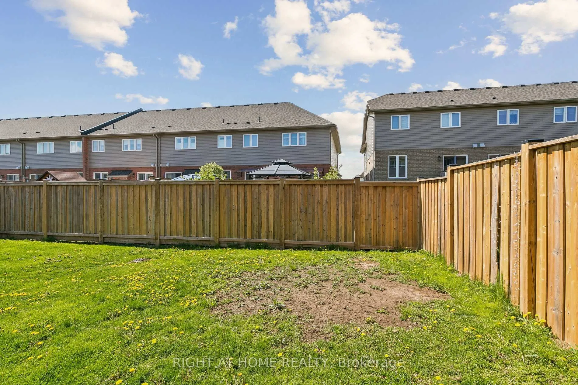 Photo 49 of 29 Bethune Avenue, Hamilton, Rural Glanbrook — HOMEH