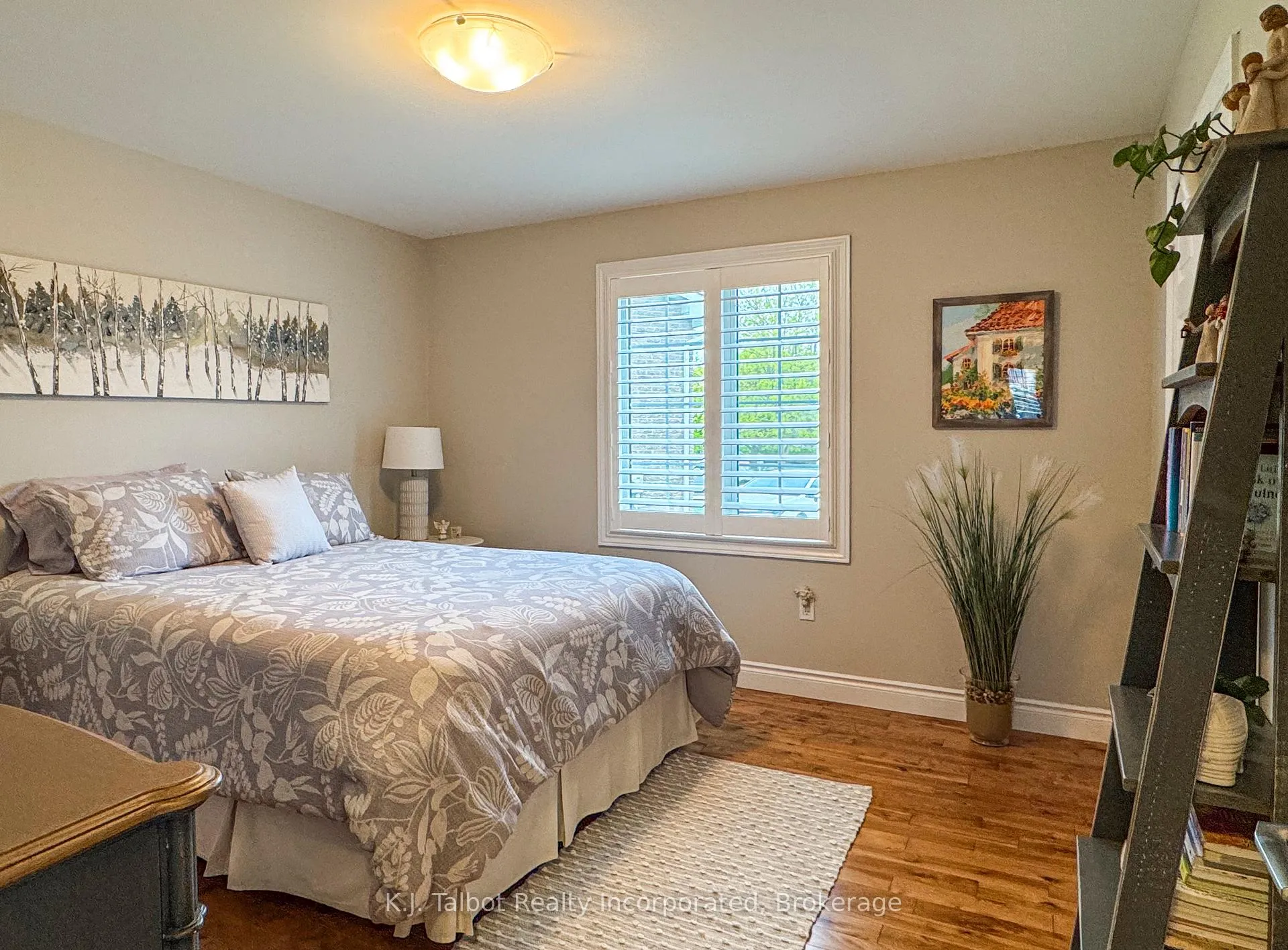 Photo 12 of 11 Lee Crescent, Goderich, Goderich (Town) — HOMEH
