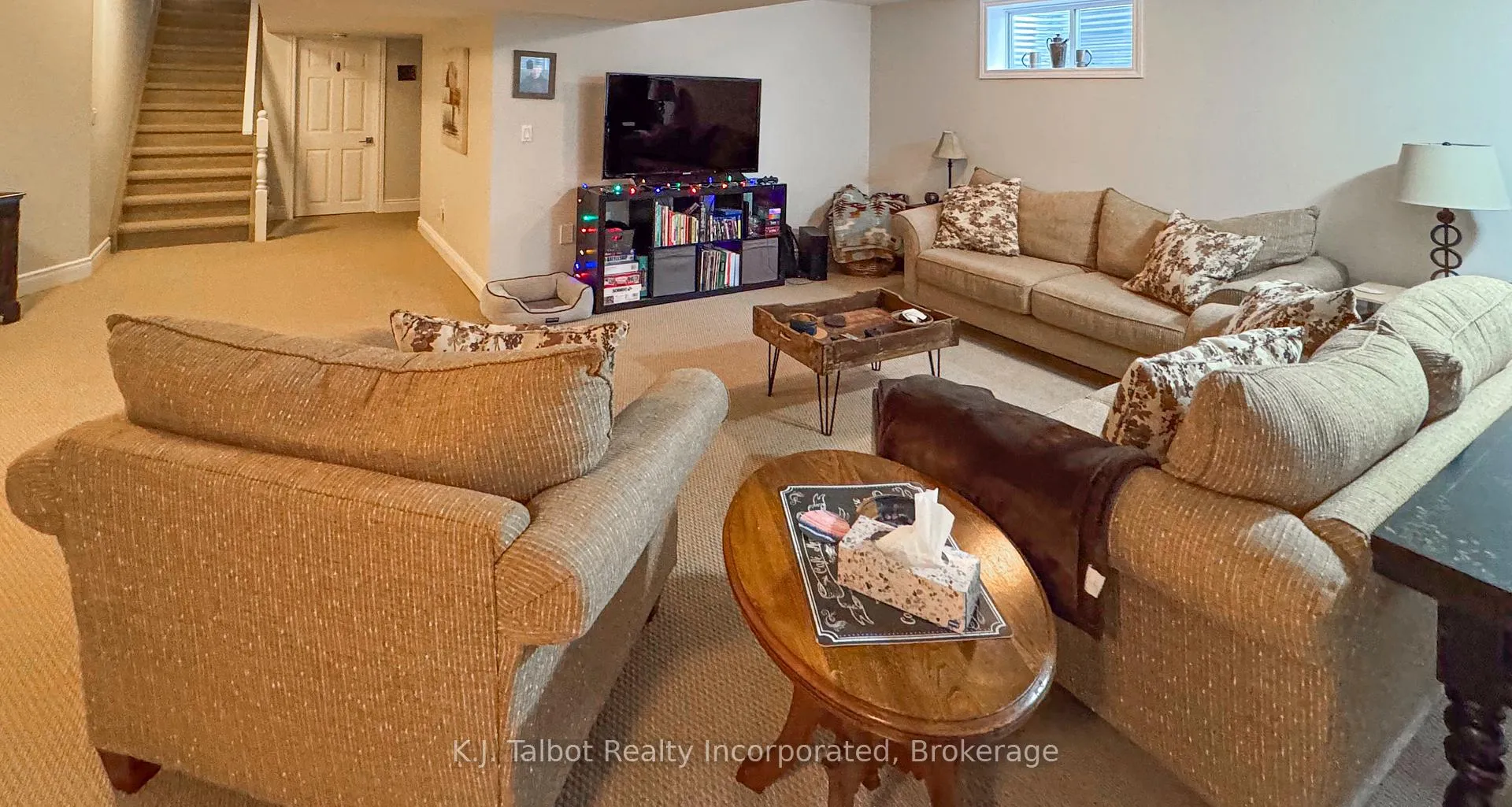Photo 20 of 11 Lee Crescent, Goderich, Goderich (Town) — HOMEH