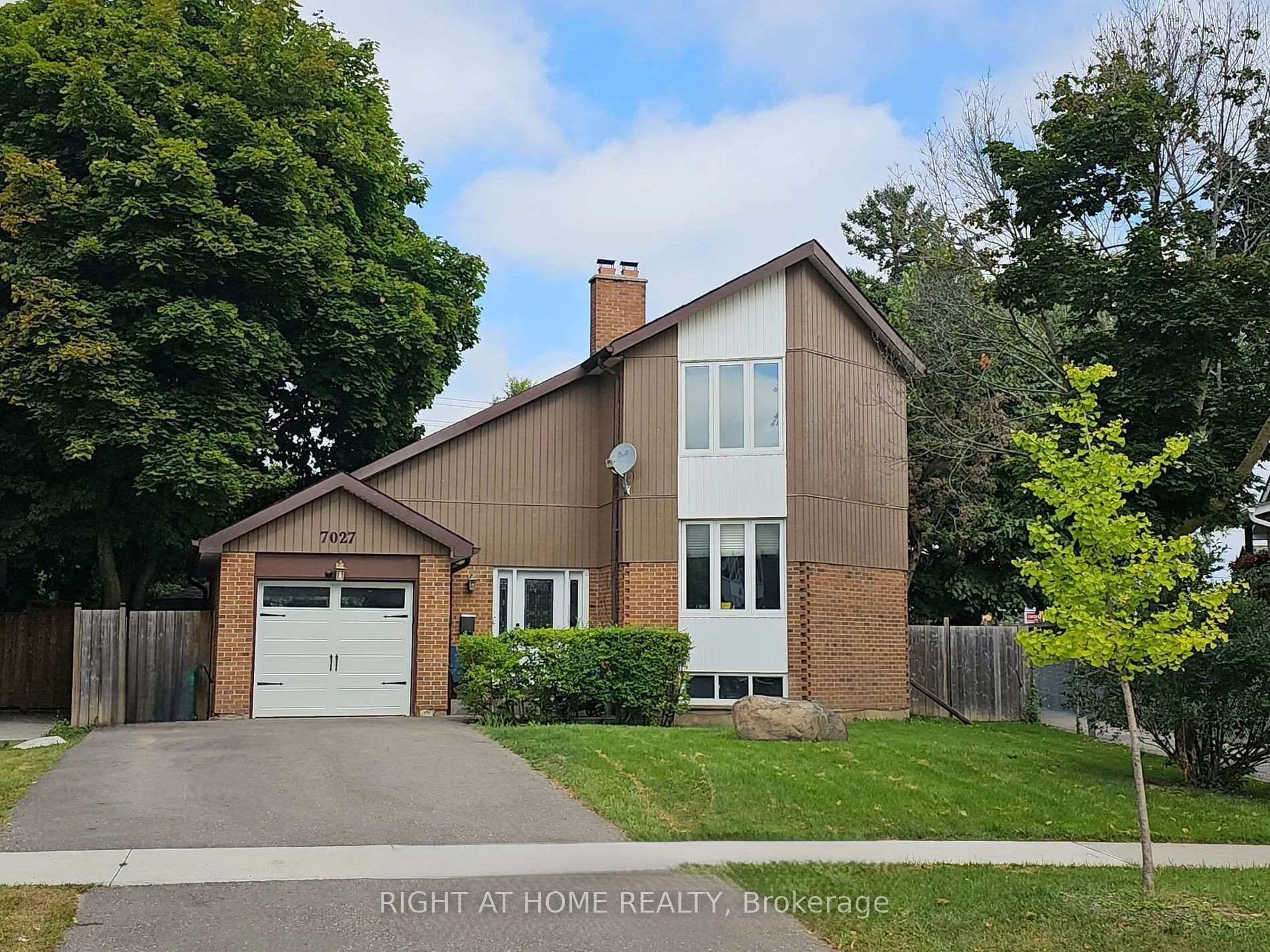Photo 1 of 7027 Estoril Road, Mississauga, Meadowvale — HOMEH
