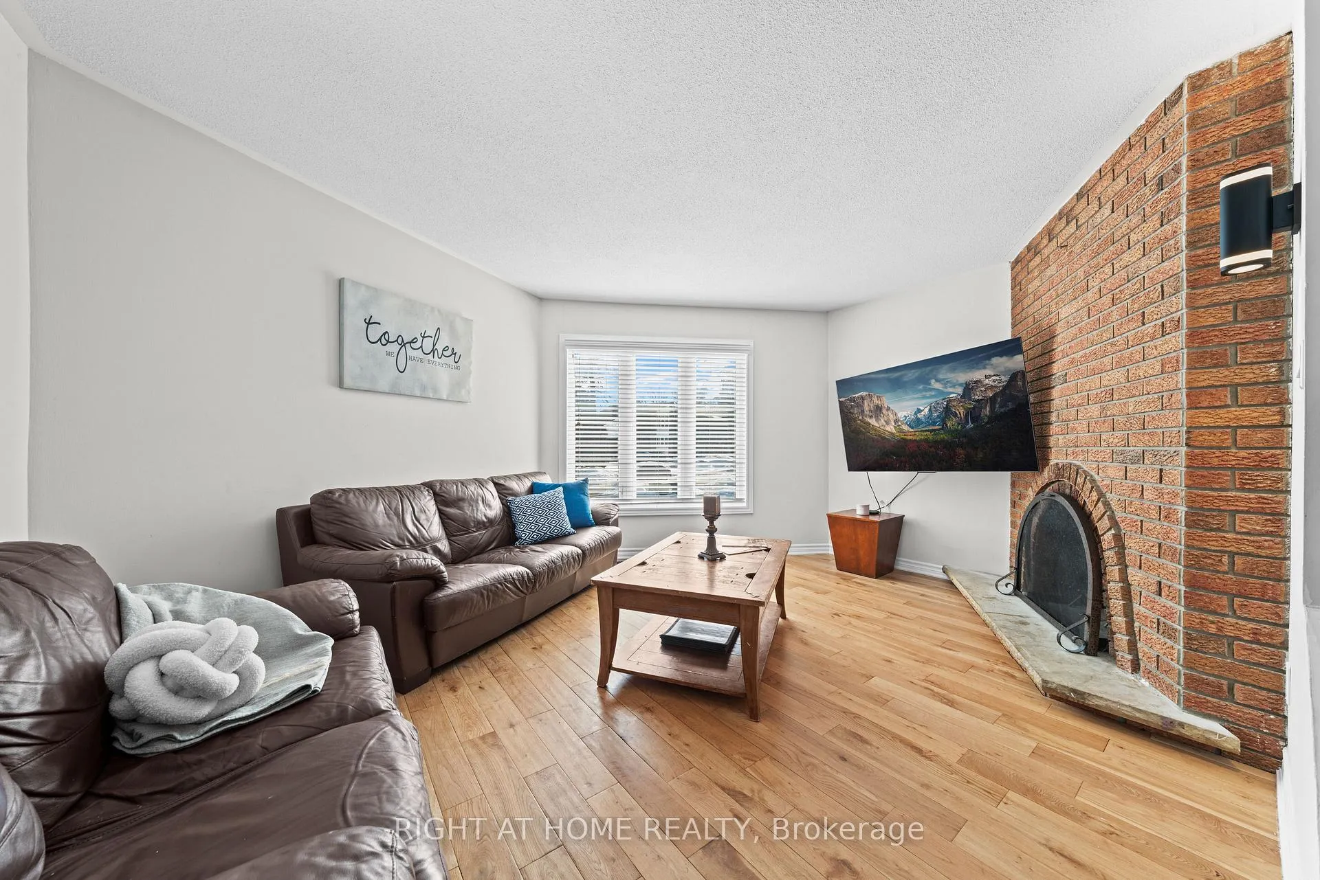 Photo 14 of 7027 Estoril Road, Mississauga, Meadowvale — HOMEH