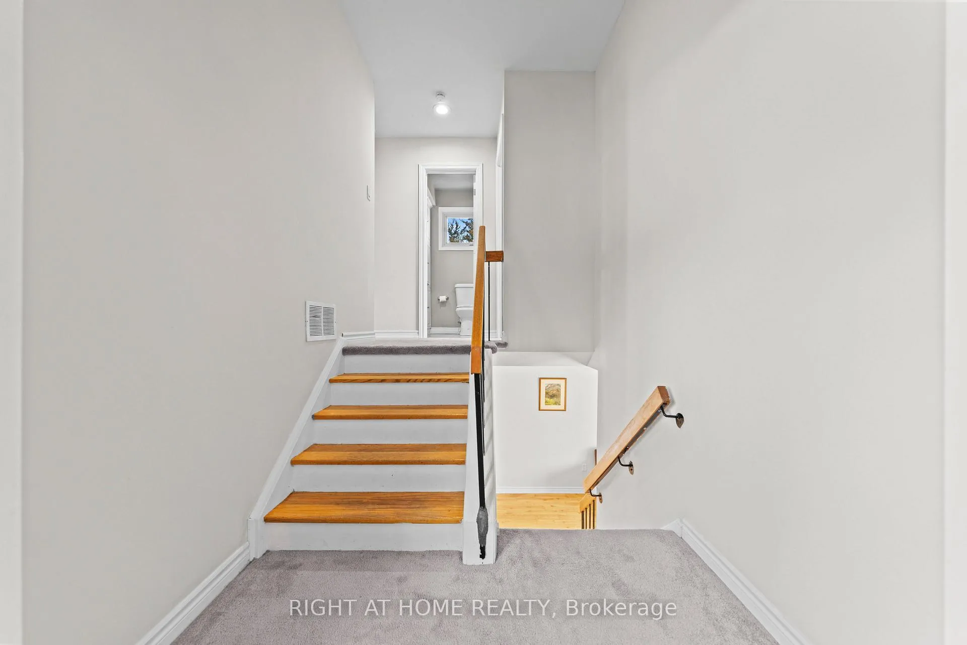 Photo 18 of 7027 Estoril Road, Mississauga, Meadowvale — HOMEH