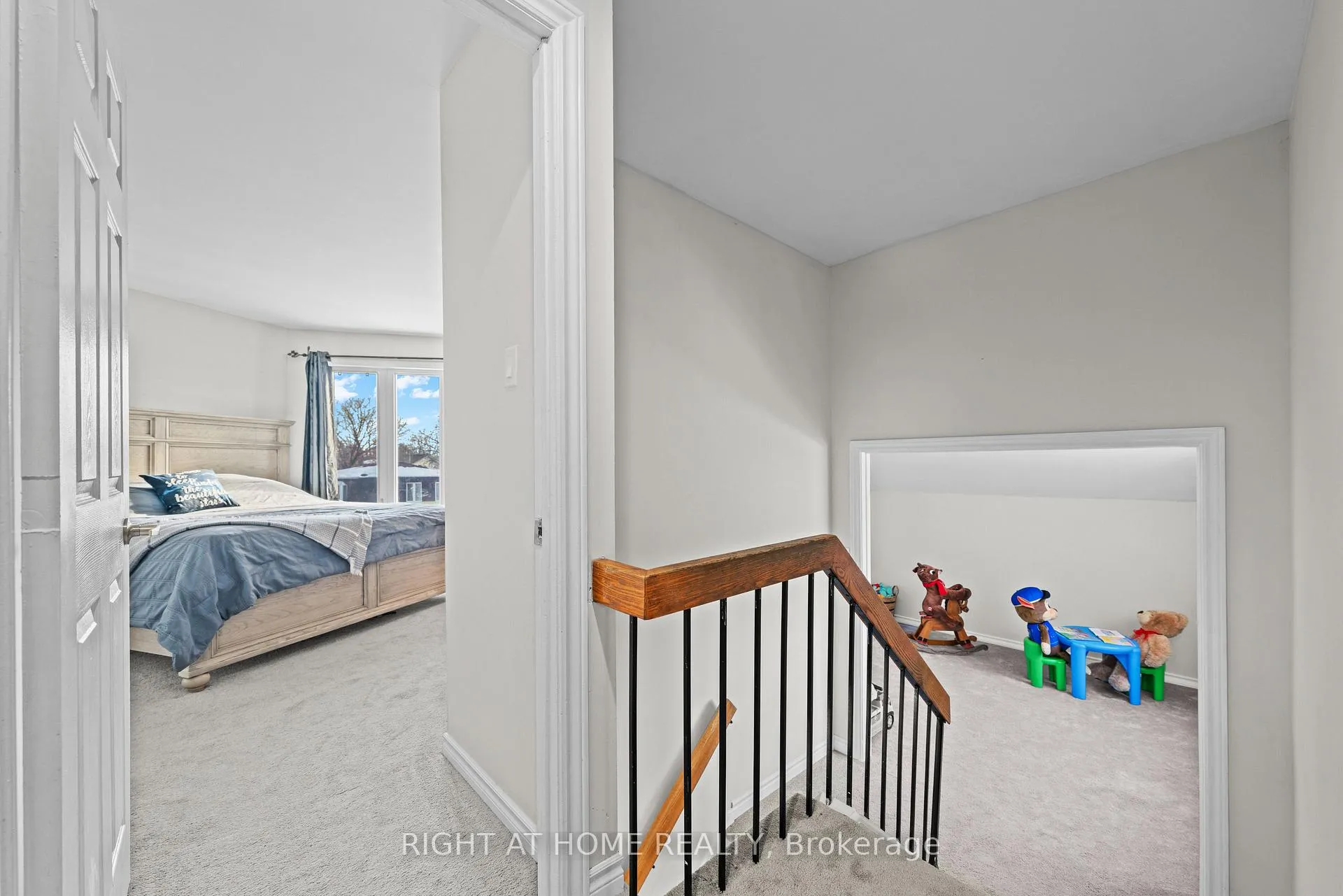 Photo 19 of 7027 Estoril Road, Mississauga, Meadowvale — HOMEH