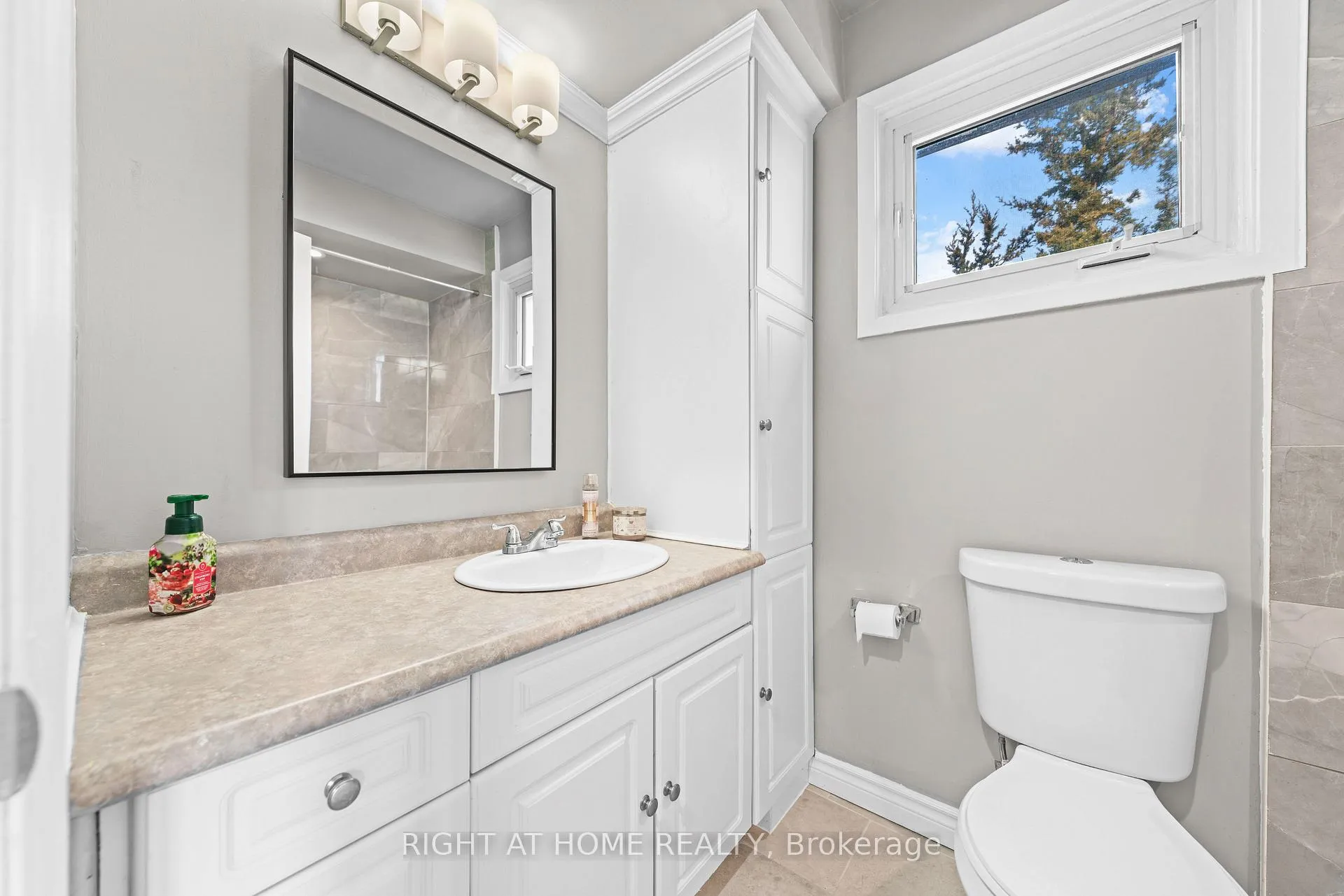 Photo 27 of 7027 Estoril Road, Mississauga, Meadowvale — HOMEH