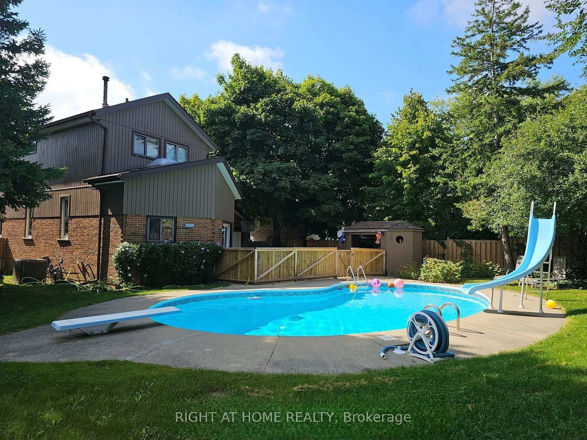 Photo 36 of 7027 Estoril Road, Mississauga, Meadowvale — HOMEH