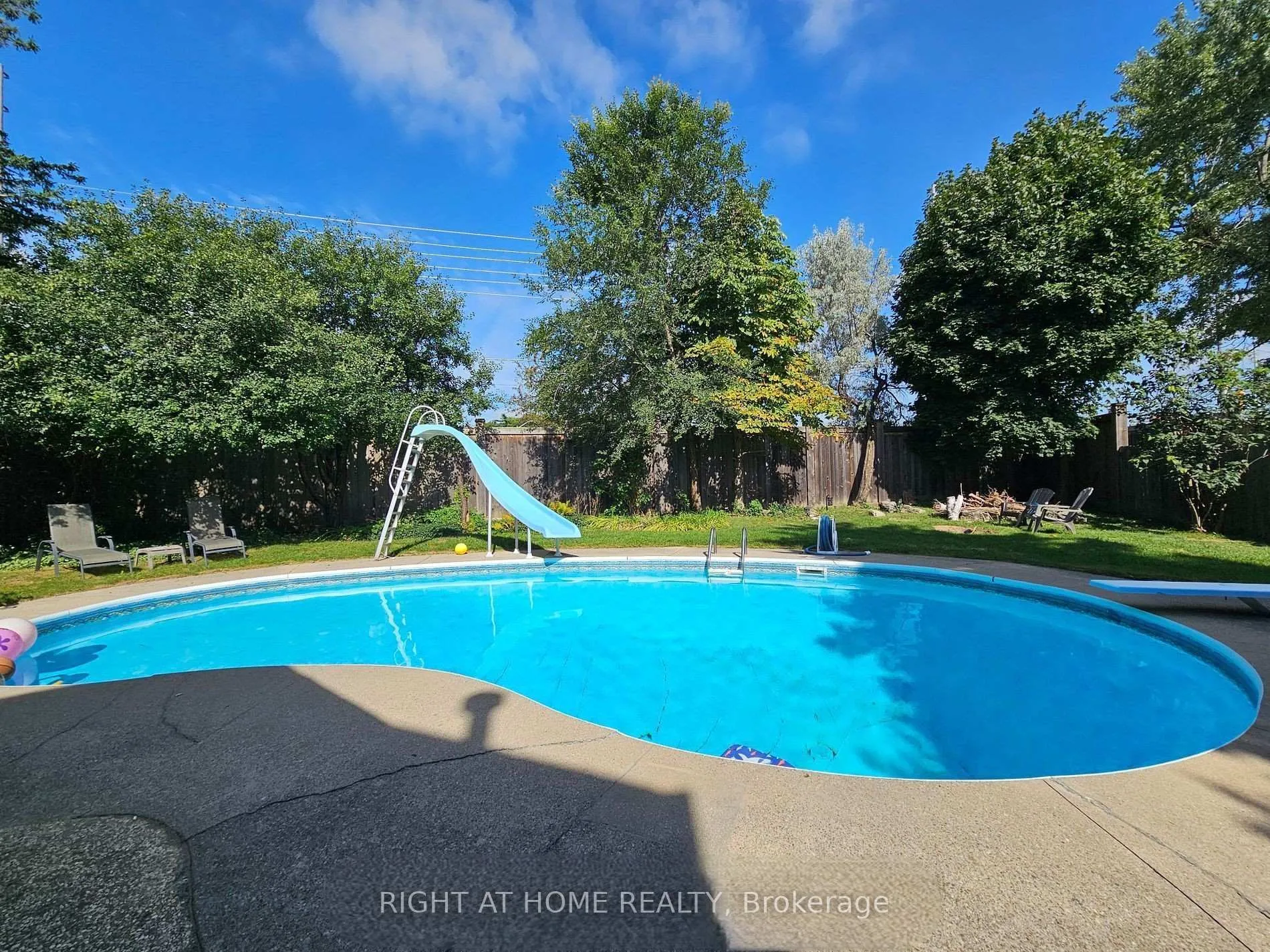 Photo 38 of 7027 Estoril Road, Mississauga, Meadowvale — HOMEH