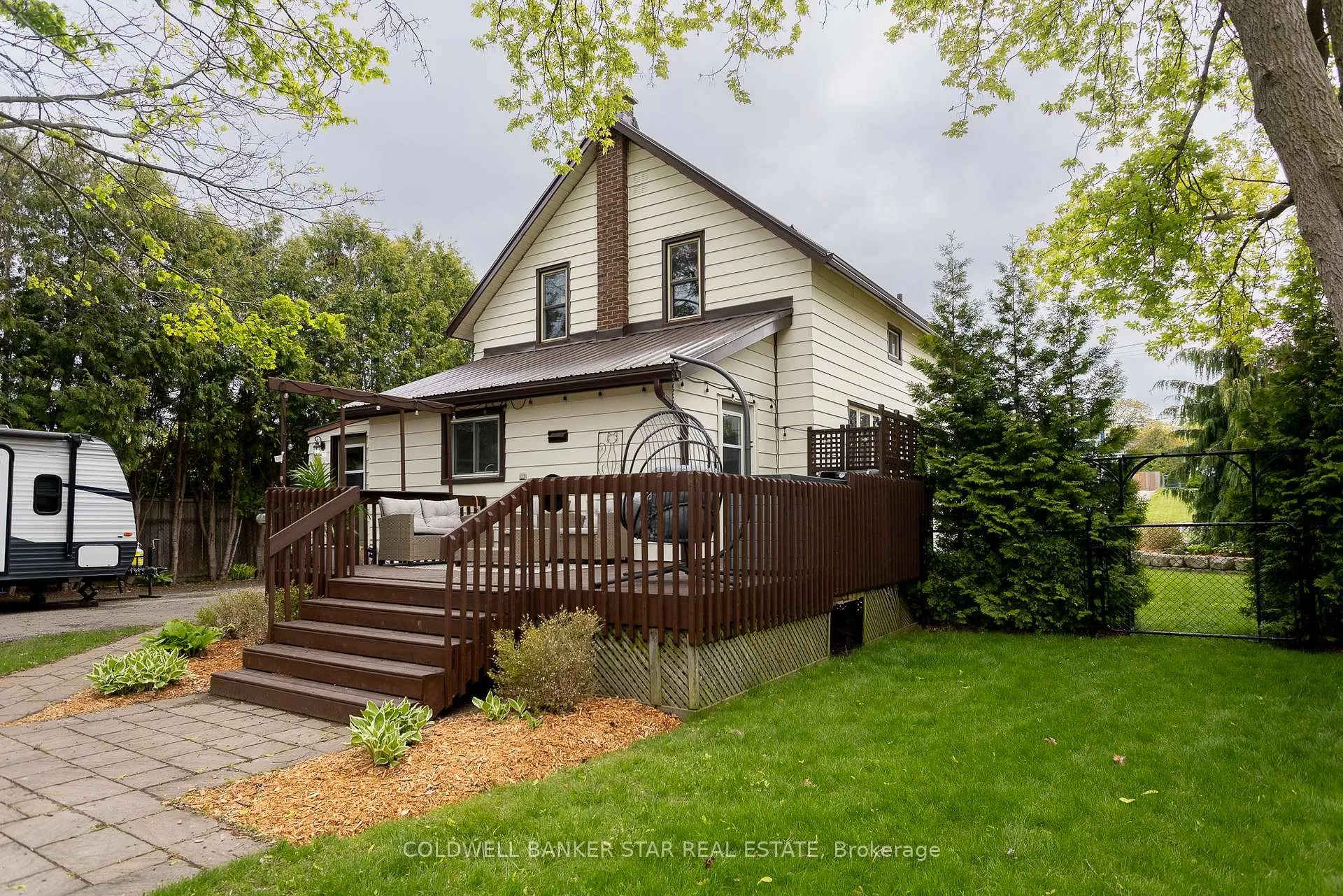 Photo 40 of 106 Fairview Avenue, St. Thomas — HOMEH