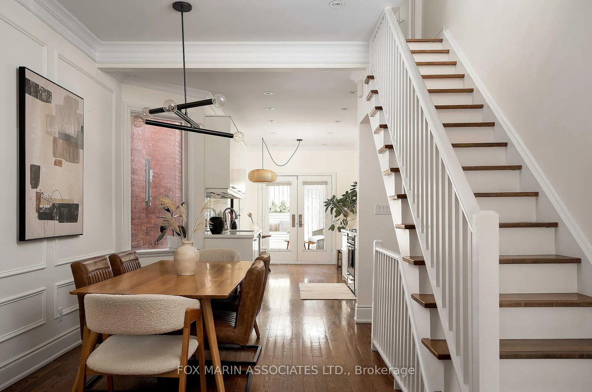 Photo 1 of 95 Walnut Avenue, Toronto, Niagara — HOMEH