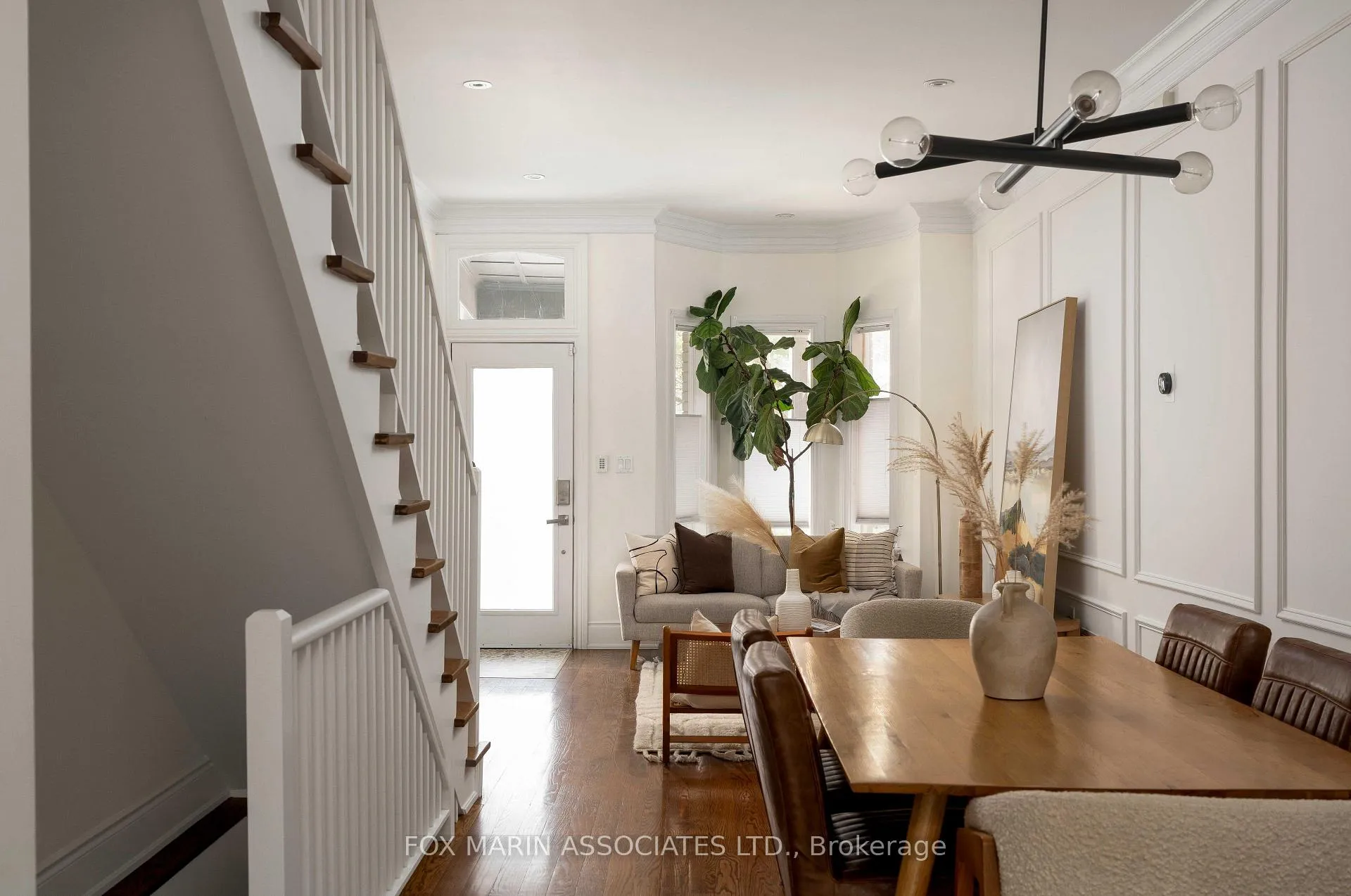 Photo 21 of 95 Walnut Avenue, Toronto, Niagara — HOMEH