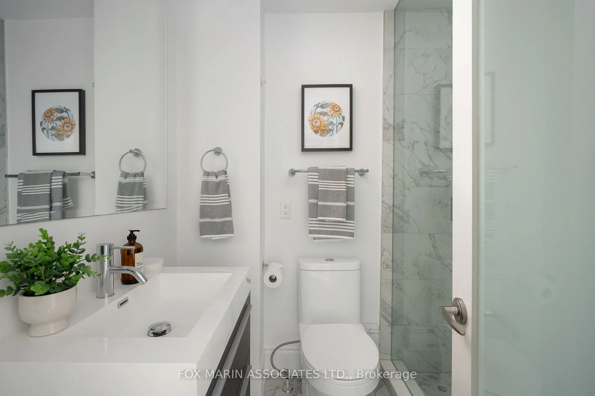 Photo 31 of 95 Walnut Avenue, Toronto, Niagara — HOMEH