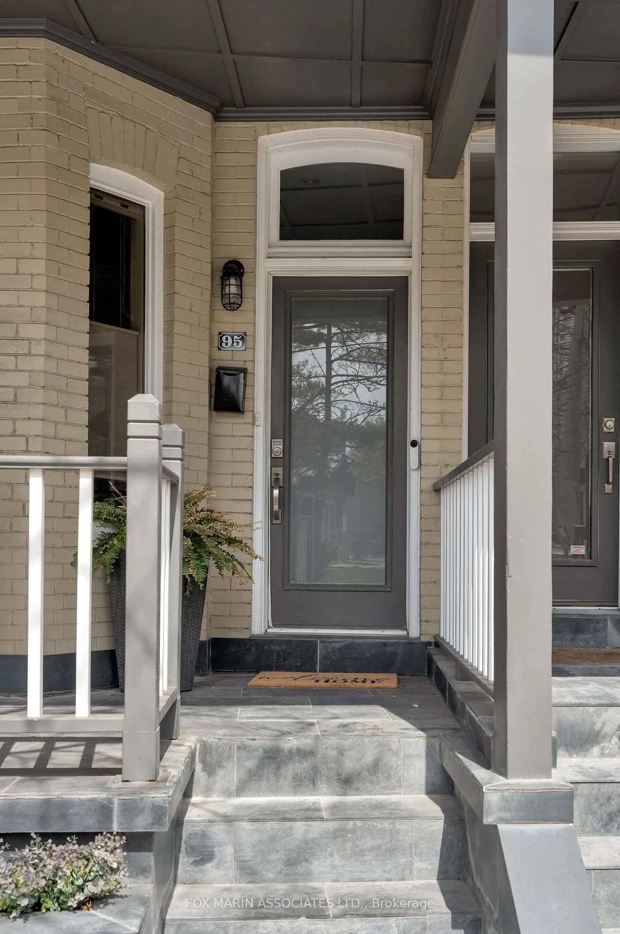 Photo 39 of 95 Walnut Avenue, Toronto, Niagara — HOMEH
