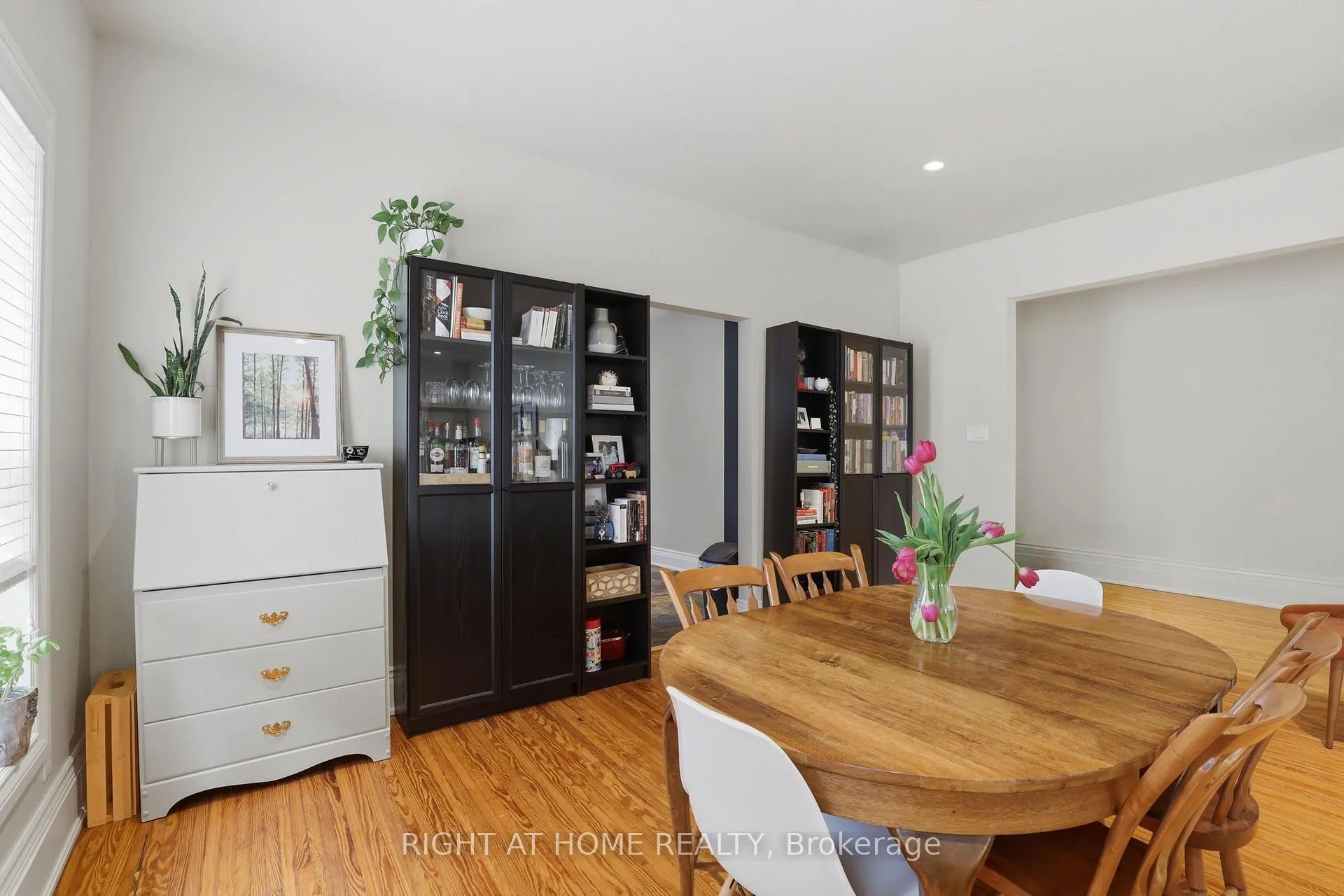 Photo 12 of Unit Upper, 39 Craig Street, London, South F — HOMEH