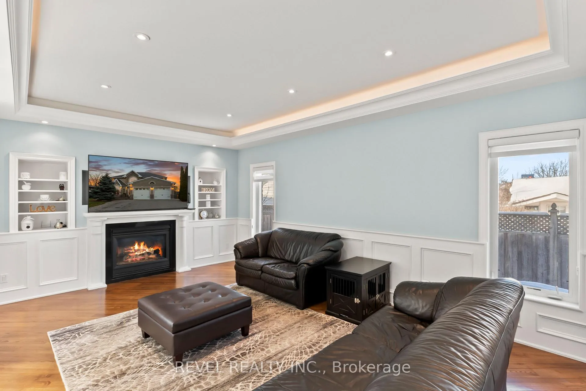 Photo 11 of 70 Applewood Crescent, Whitby, Blue Grass Meadows — HOMEH