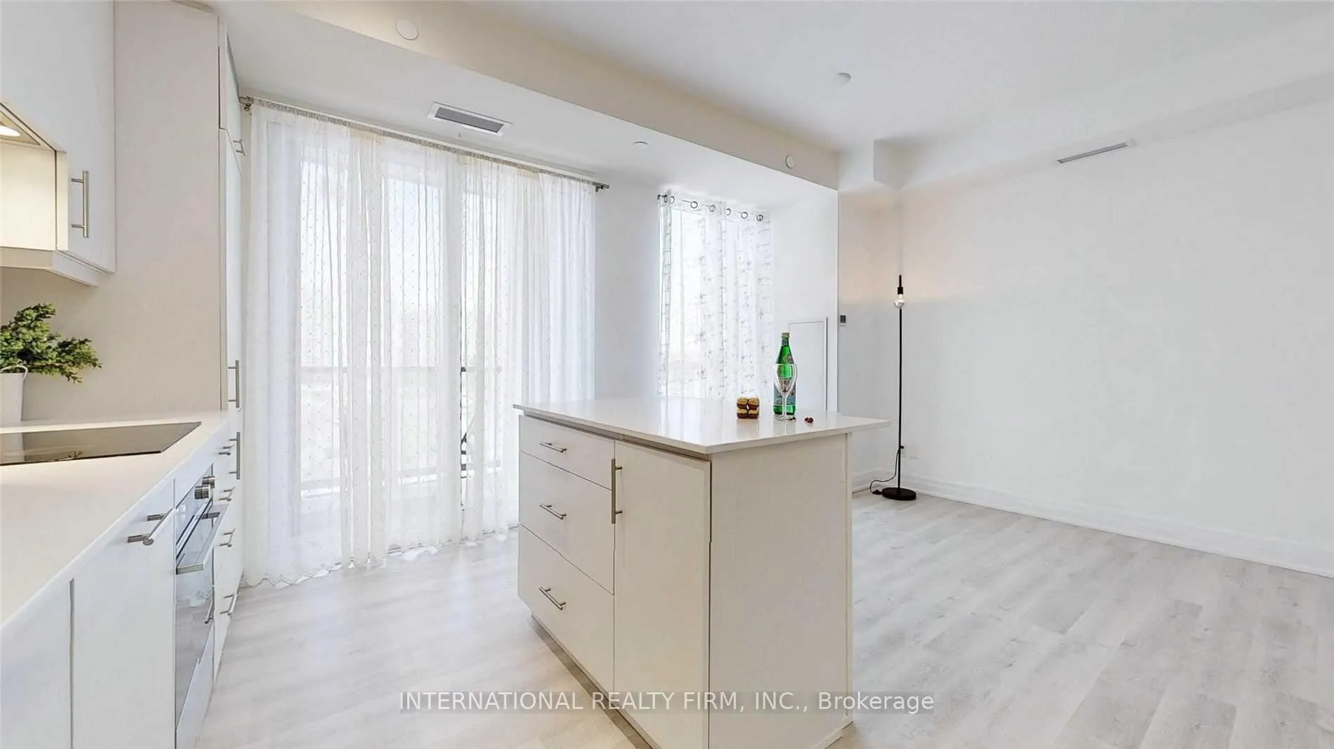 Photo 20 of Unit 516, 9085 Jane Street, Vaughan, Concord — HOMEH