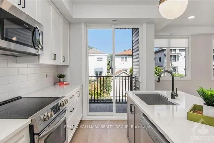 Photo 2 of Unit 2, 79 Genest Street, Ottawa, Vanier — HOMEH