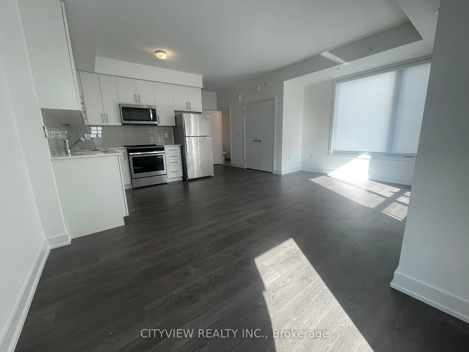 Photo 7 of Unit 7, 3488 Widdicombe Way, Mississauga, Erin Mills — HOMEH