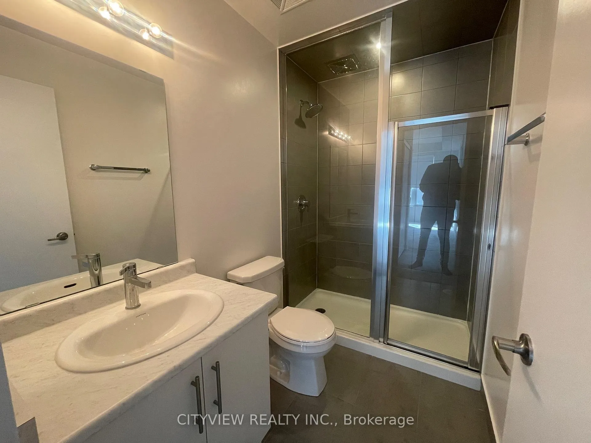 Photo 14 of Unit 7, 3488 Widdicombe Way, Mississauga, Erin Mills — HOMEH