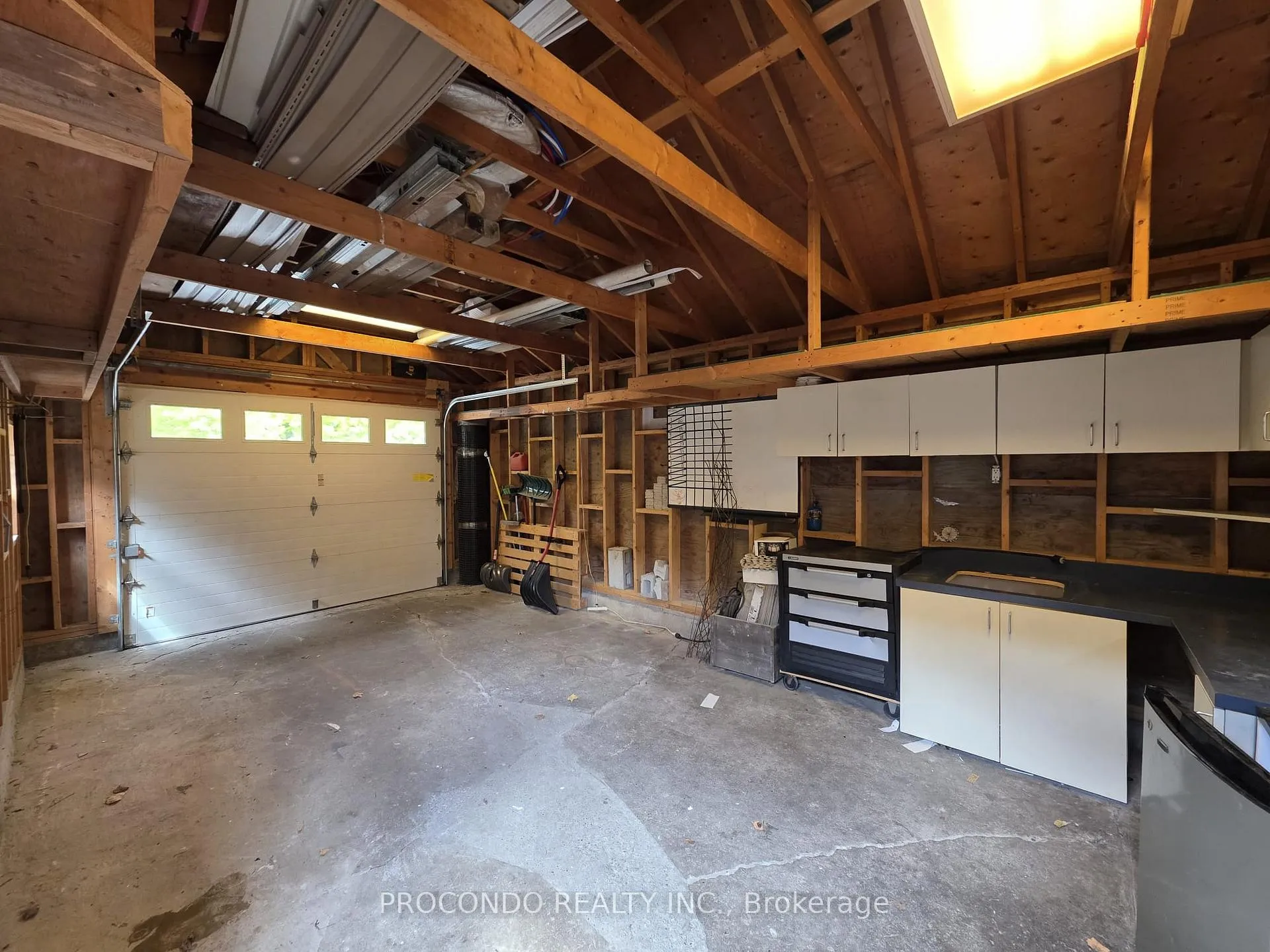 Photo 18 of 286 Harvie Avenue, Toronto, Caledonia-Fairbank — HOMEH