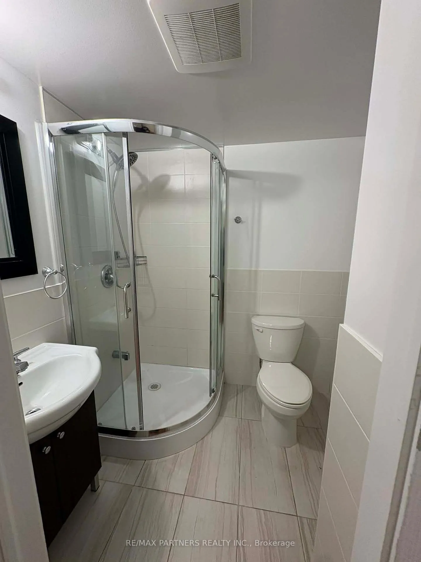 Photo 5 of 17 Martlesham Road, Markham, Milliken Mills East — HOMEH