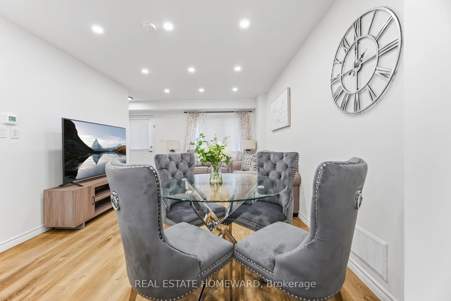 Photo 9 of Unit 2, 59 Mclaughlin Road N, Brampton, Brampton West — HOMEH