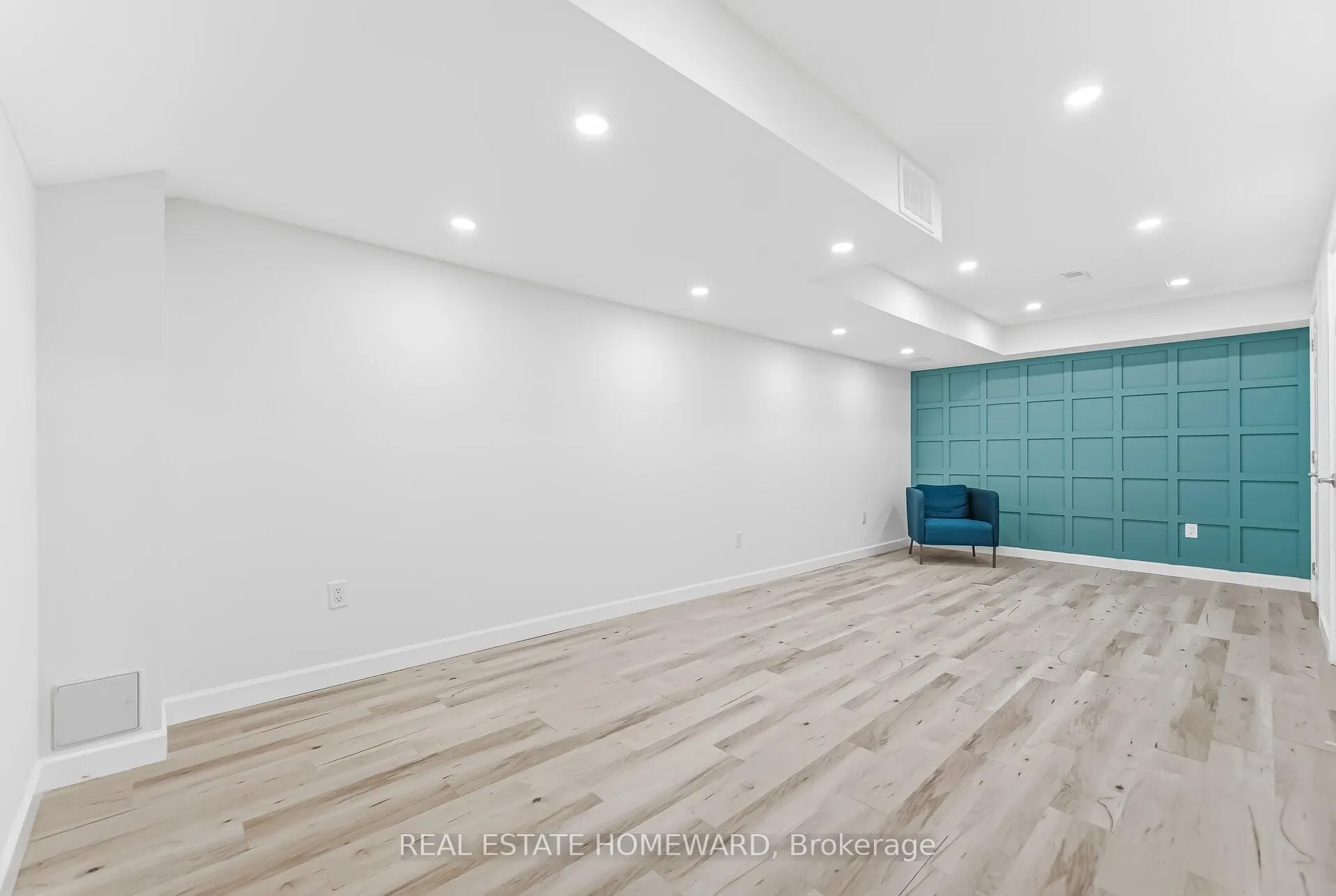 Photo 24 of Unit 2, 59 Mclaughlin Road N, Brampton, Brampton West — HOMEH