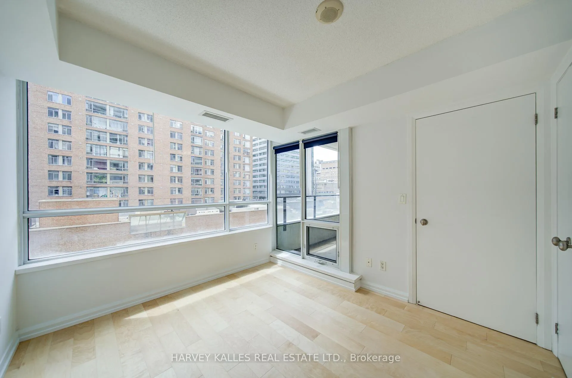 Photo 29 of Unit 717, 111 Elizabeth Street, Toronto, Bay Street Corridor — HOMEH