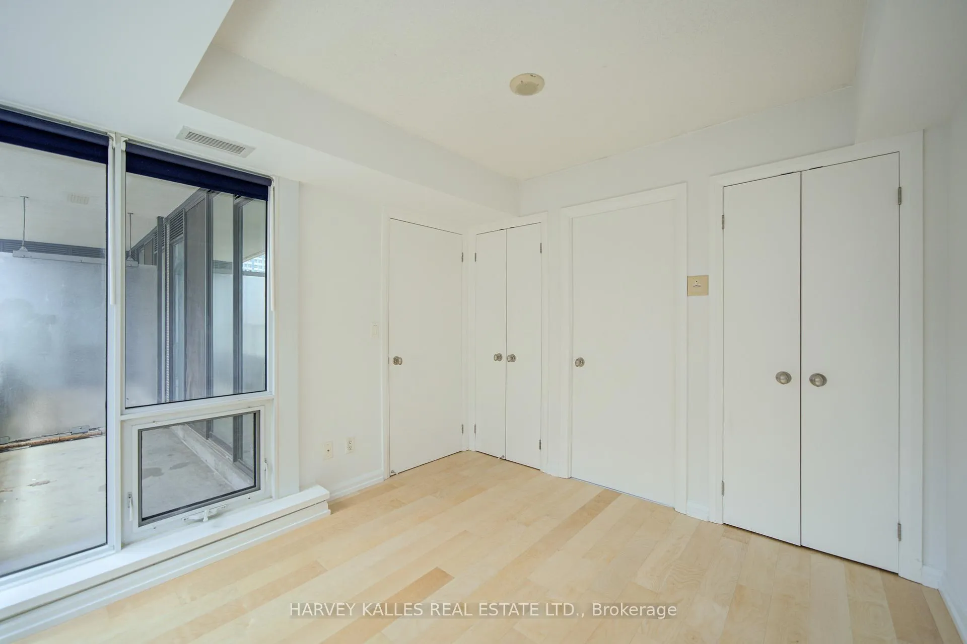 Photo 32 of Unit 717, 111 Elizabeth Street, Toronto, Bay Street Corridor — HOMEH