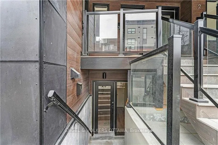 Photo 2 of Unit 1, 6B Monk Street, Ottawa, Glebe — HOMEH