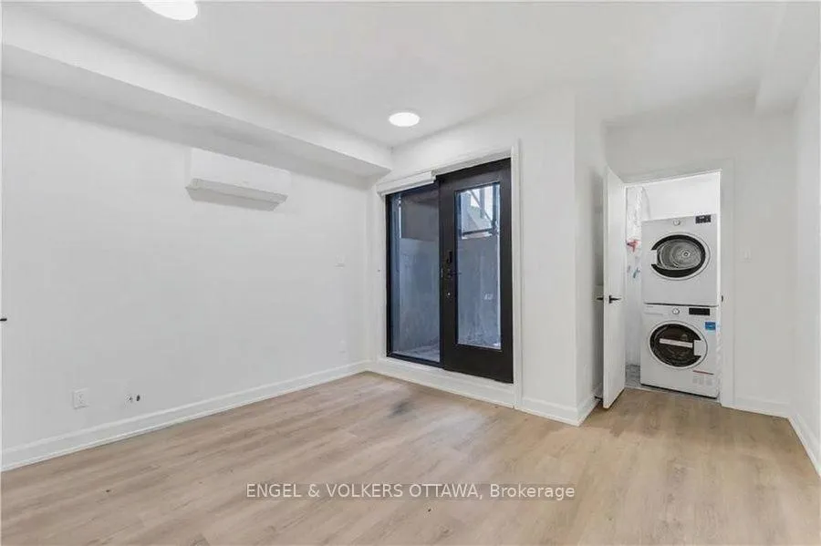 Photo 5 of Unit 1, 6B Monk Street, Ottawa, Glebe — HOMEH
