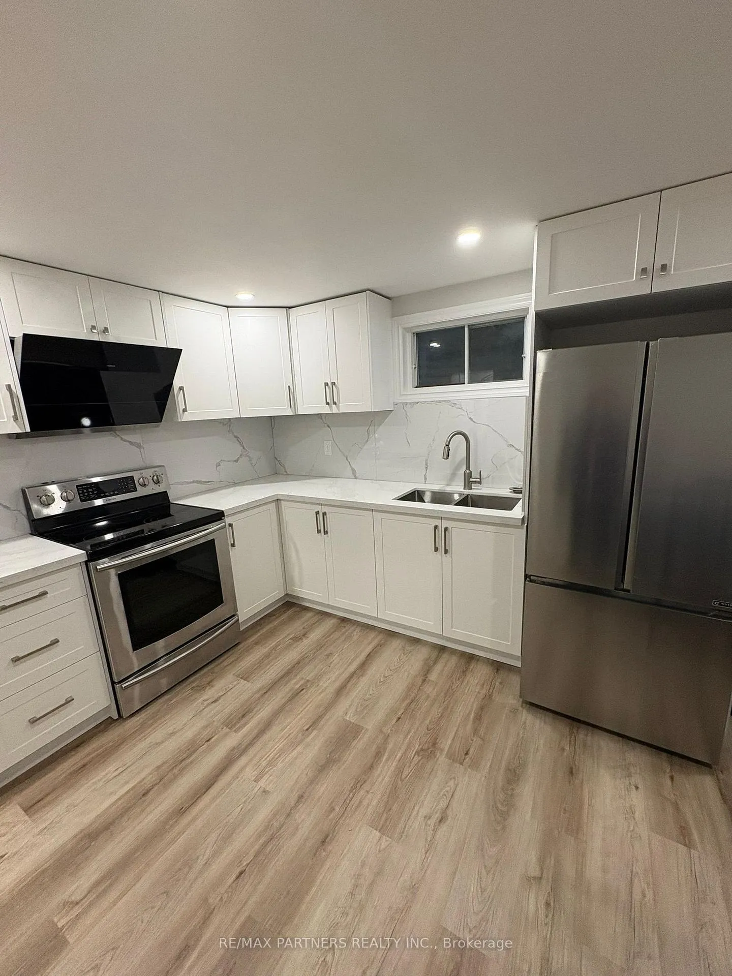 Photo 4 of 67 Cheeseman Drive Cheeseman Drive, Markham, Milliken Mills West — HOMEH