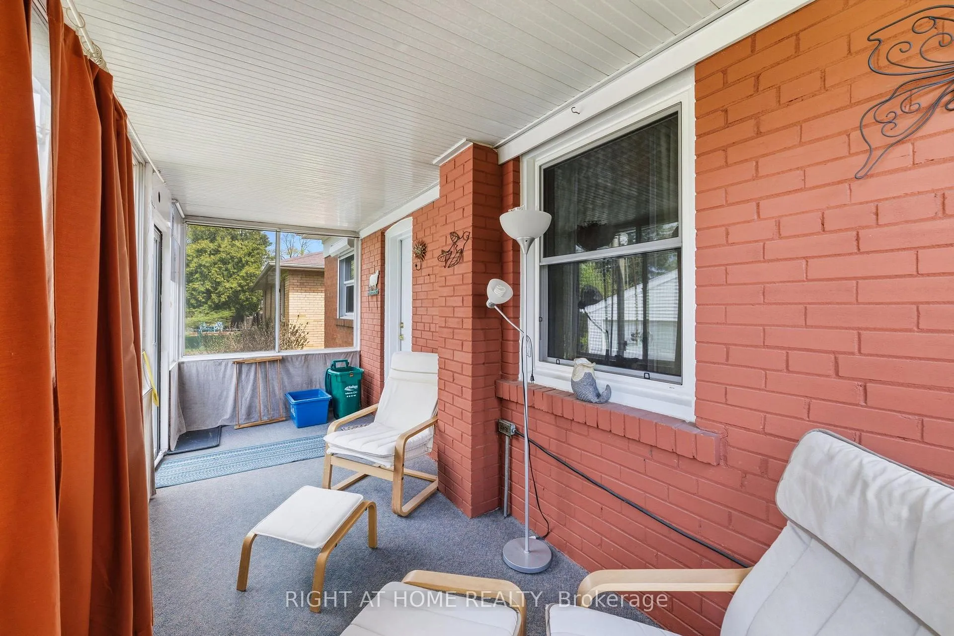 Photo 18 of 728 Ashley Avenue, Burlington, Brant — HOMEH