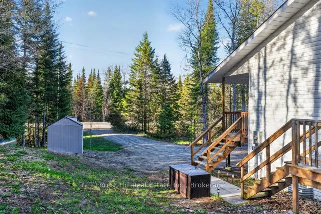 Photo 38 of 1122 Eagle Lake Road, Dysart et al, Guilford — HOMEH