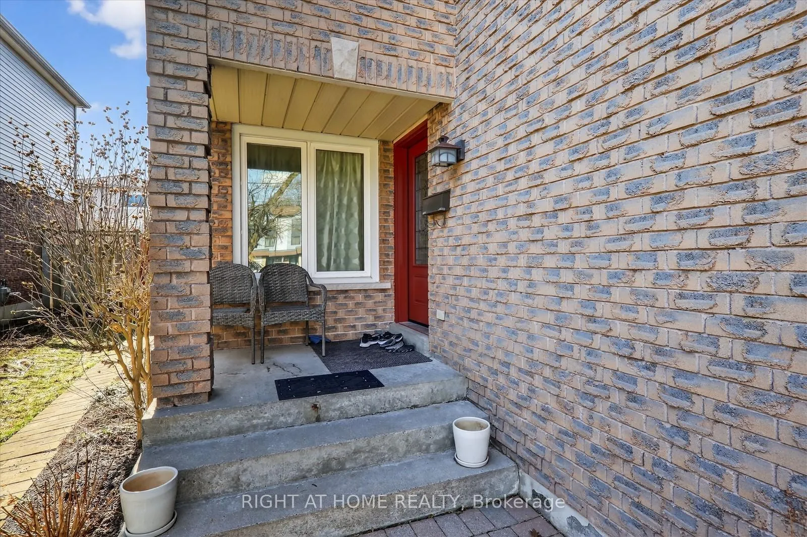 Photo 3 of 226 Manse Road, Scarborough, West Hill — HOMEH
