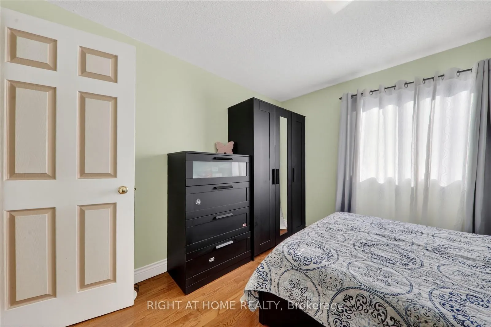 Photo 17 of 226 Manse Road, Scarborough, West Hill — HOMEH