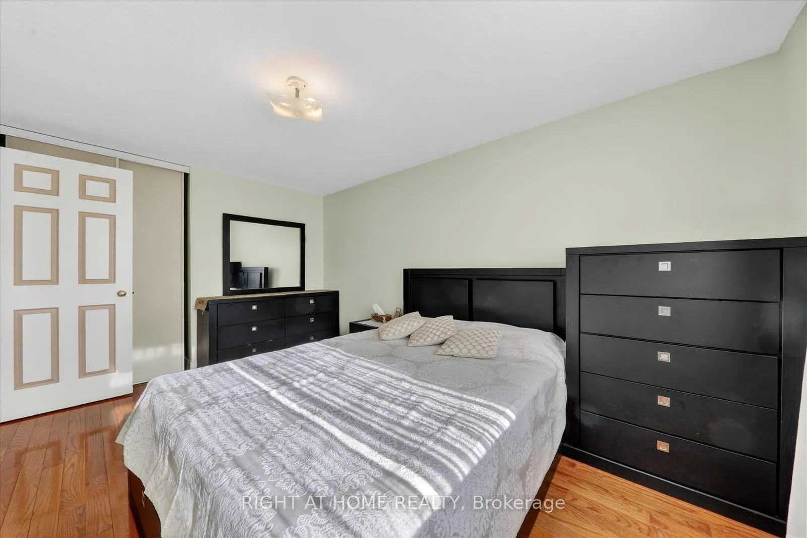 Photo 20 of 226 Manse Road, Scarborough, West Hill — HOMEH