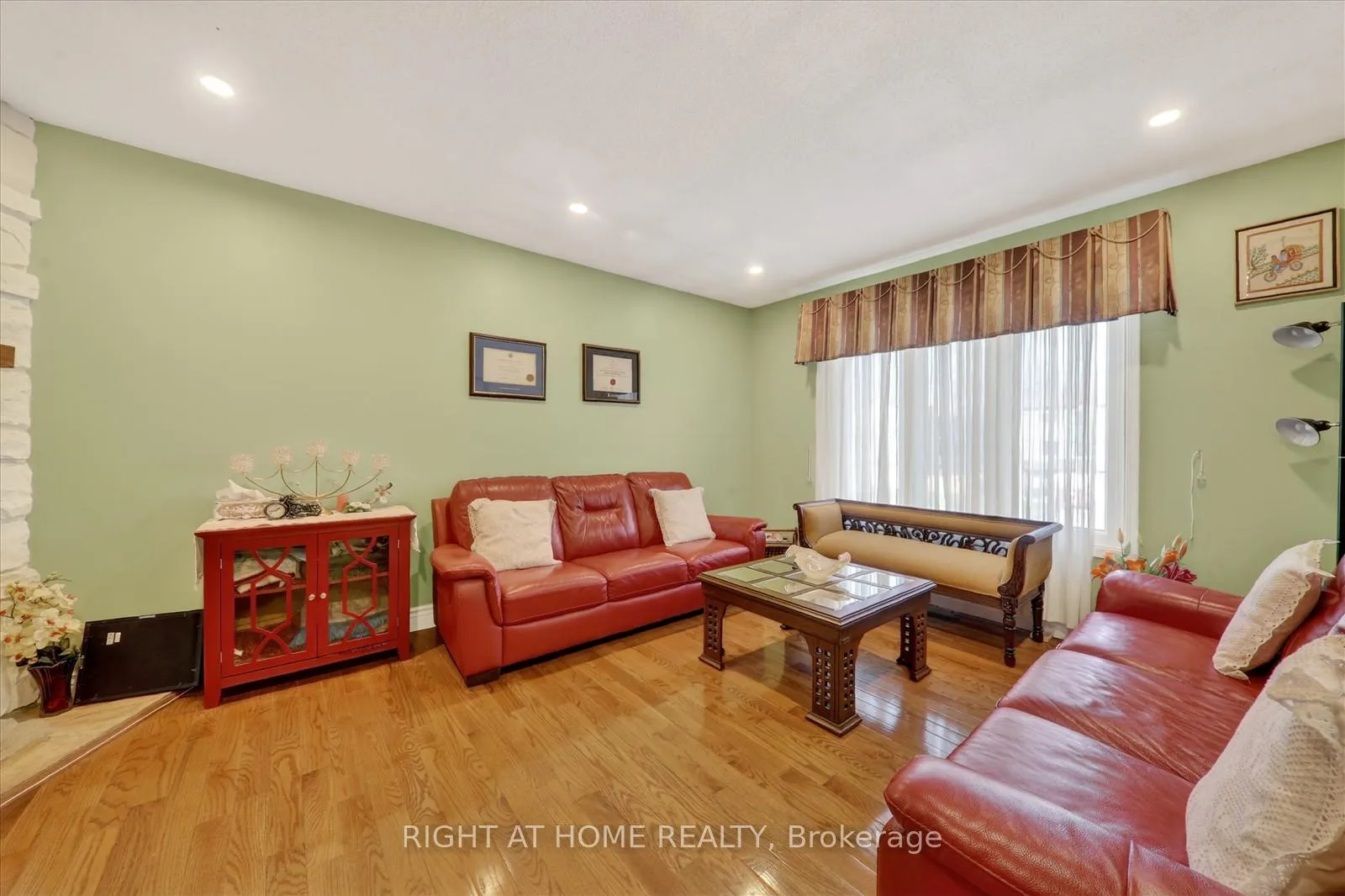 Photo 34 of 226 Manse Road, Scarborough, West Hill — HOMEH