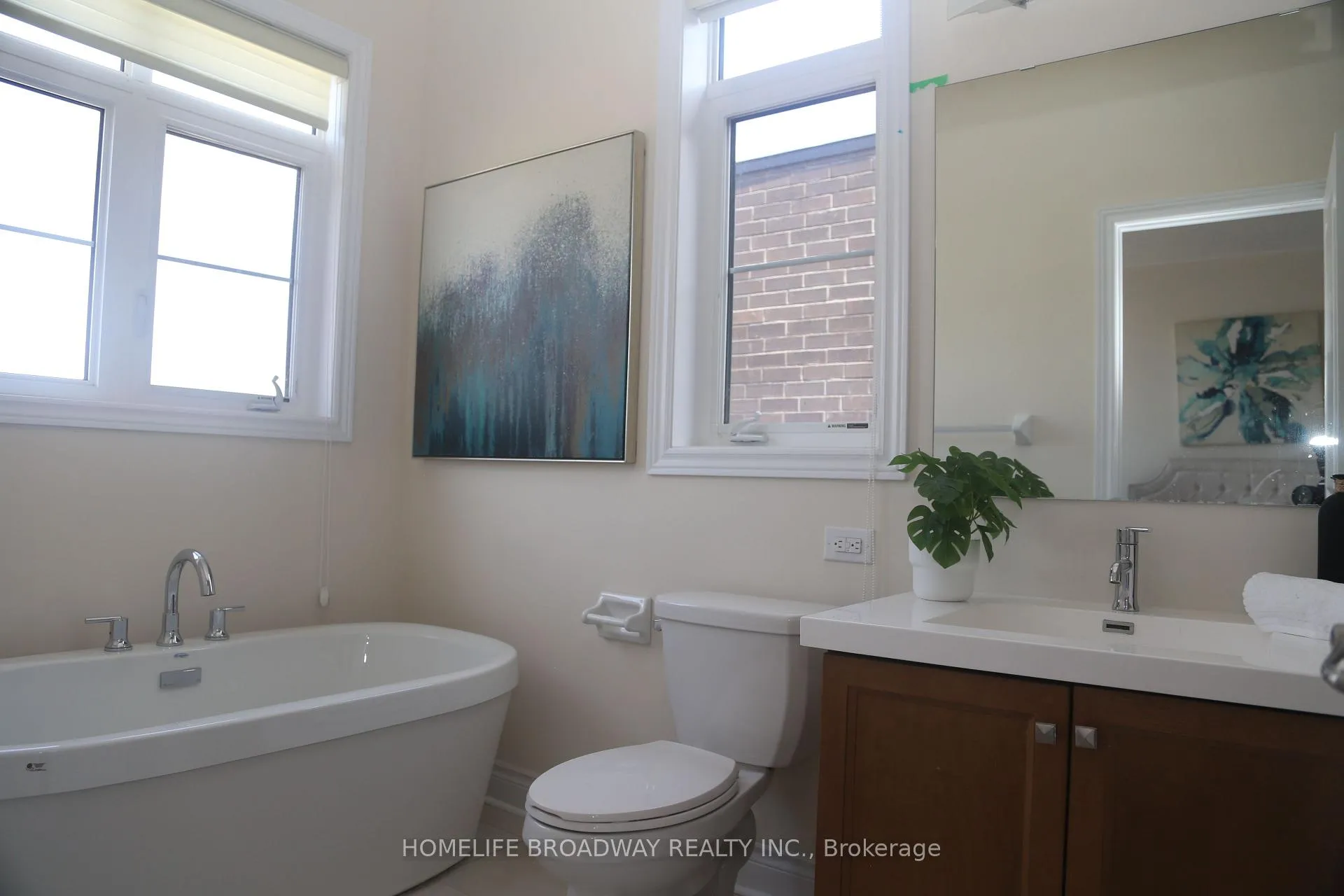 Photo 14 of 101 Carrville Woods Circle, Vaughan, Patterson — HOMEH